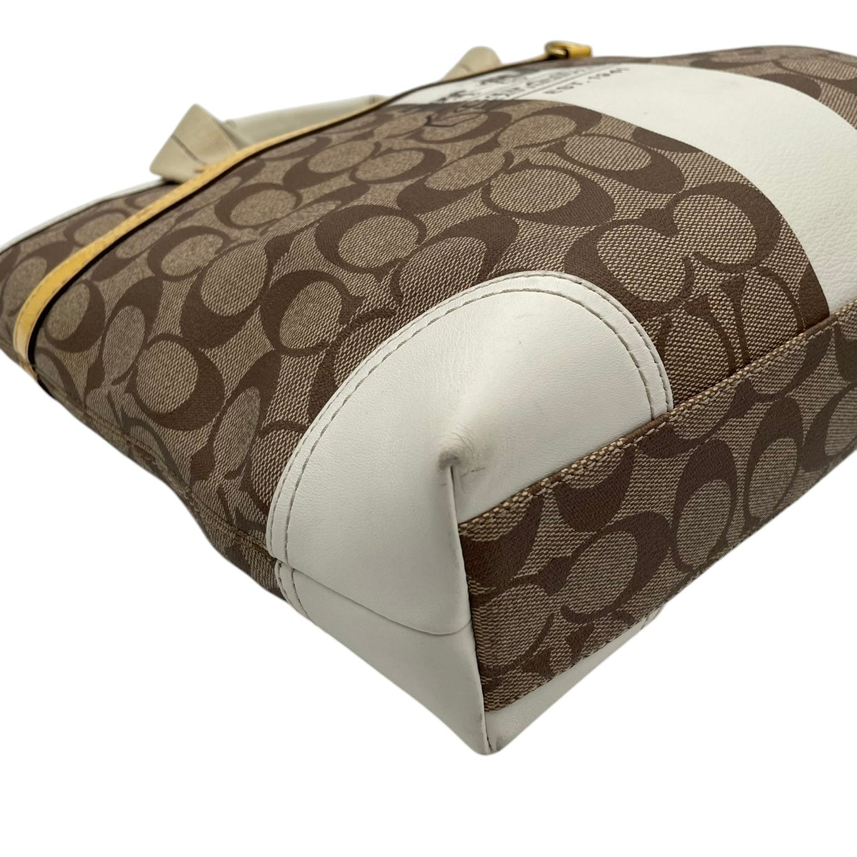 良品 COACH コーチ 11350 ヘリテージ ストライプ シグネチャー トートバッグ ライトブラウン アイボリー PVC レザー ゴールド金具 ロゴ 馬車柄 肩掛け ハンドバッグ レディース キャンバス 大型ロゴ デイリー S99