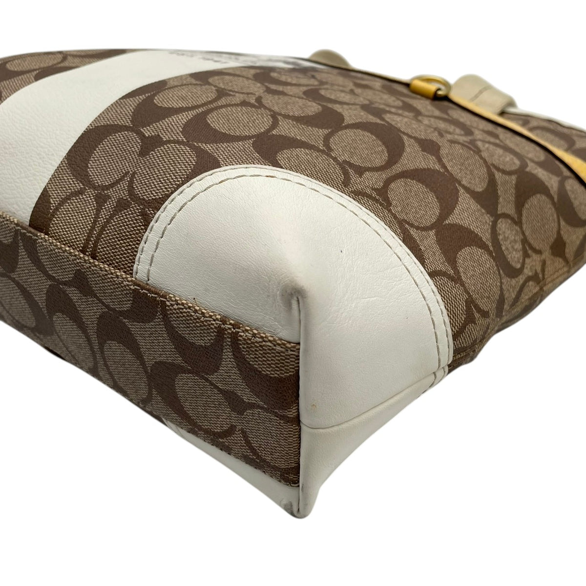 良品 COACH コーチ 11350 ヘリテージ ストライプ シグネチャー トートバッグ ライトブラウン アイボリー PVC レザー ゴールド金具 ロゴ 馬車柄 肩掛け ハンドバッグ レディース キャンバス 大型ロゴ デイリー S99