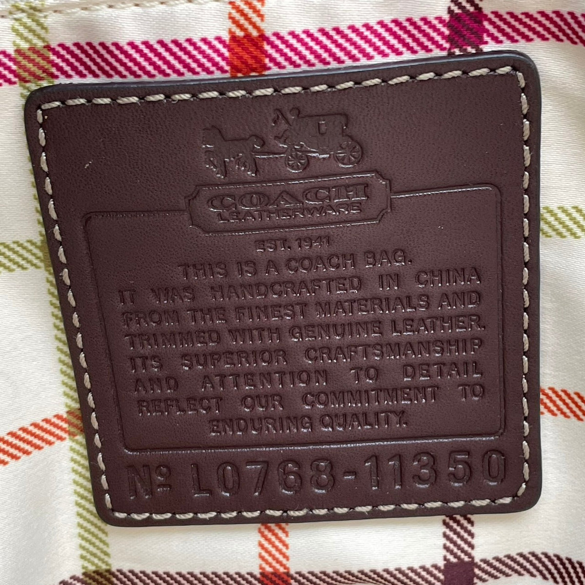 良品 COACH コーチ 11350 ヘリテージ ストライプ シグネチャー トートバッグ ライトブラウン アイボリー PVC レザー ゴールド金具 ロゴ 馬車柄 肩掛け ハンドバッグ レディース キャンバス 大型ロゴ デイリー S99