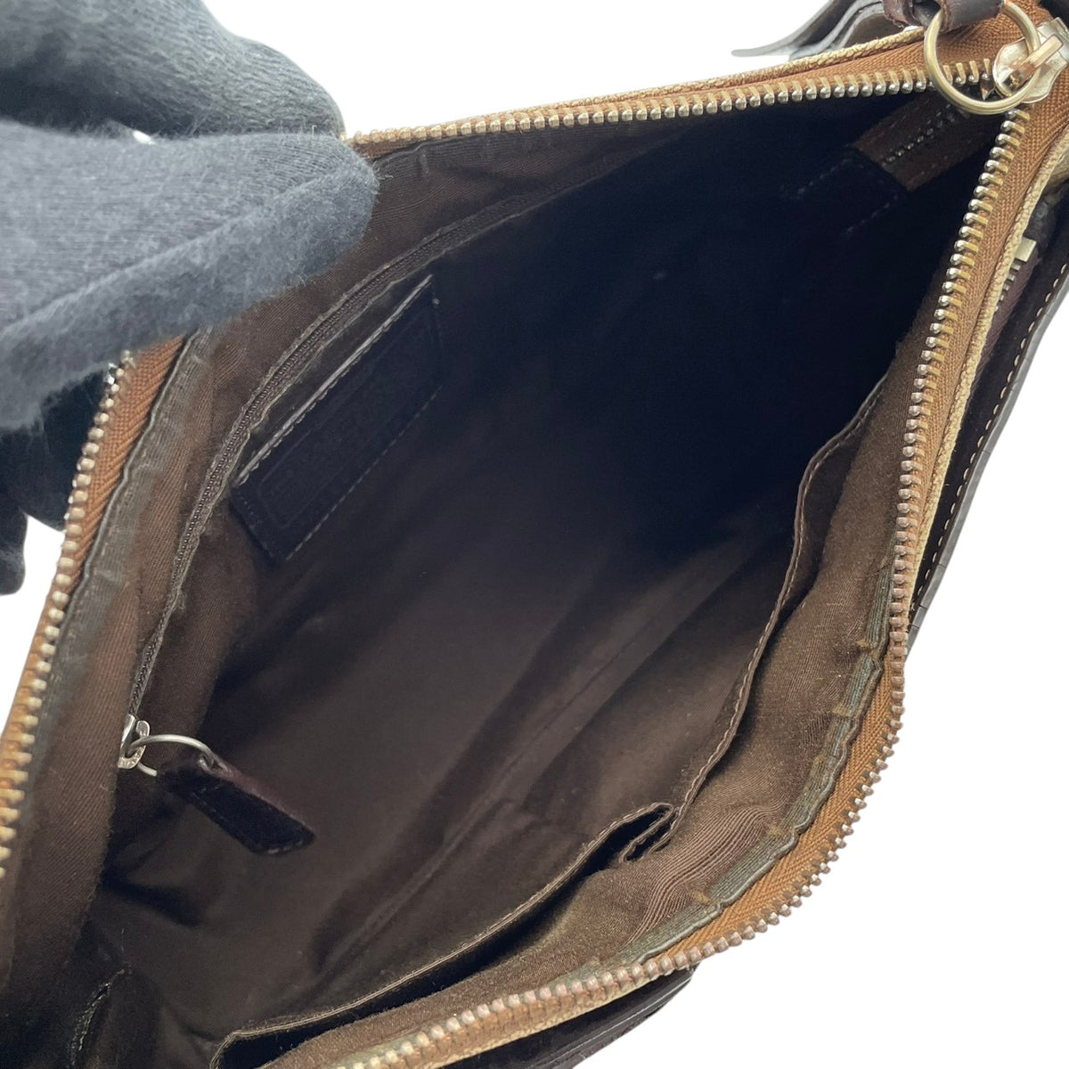 良品 COACH コーチ ヘリテージ シグネチャー ショルダーバッグ ライトブラウン ブラウン PVC レザー ロゴプレート シルバー金具 肩掛け 斜め掛け モノグラム ファスナー レディース ロゴ柄 カジュアル デイリー S99