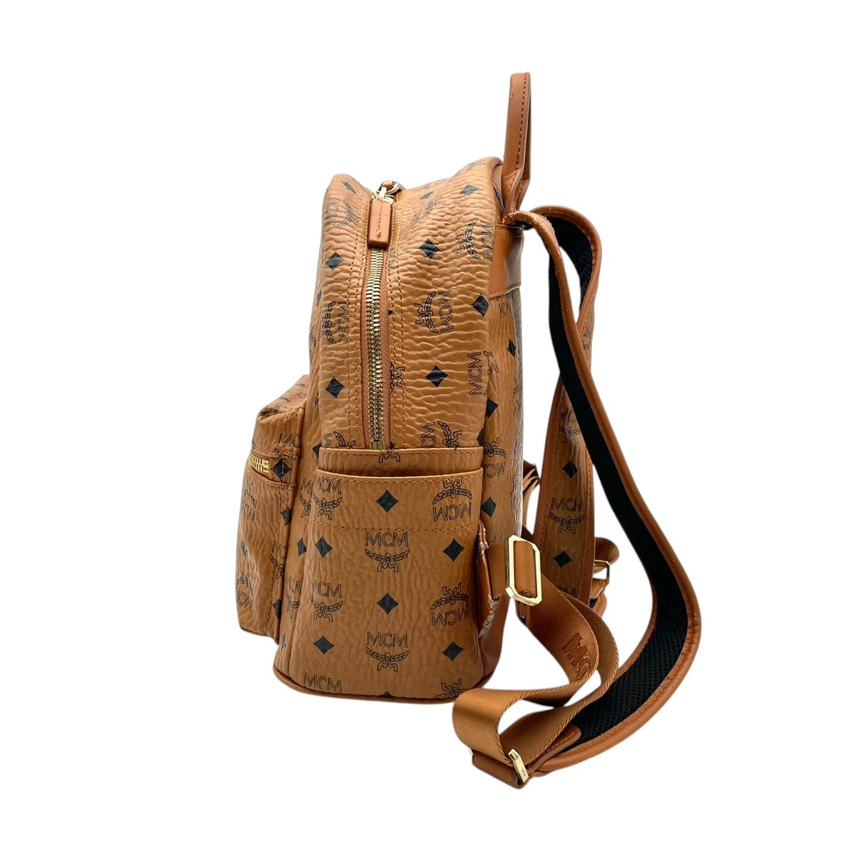 良品 MCM エムシーエム Stark スターク バックパック リュック キャメルブラウン Visetos ヴィセトス モノグラム コーティングキャンバス レザー ゴールド金具 ロゴプレート 総柄 フロントポケット レディース メンズ デイパック S95