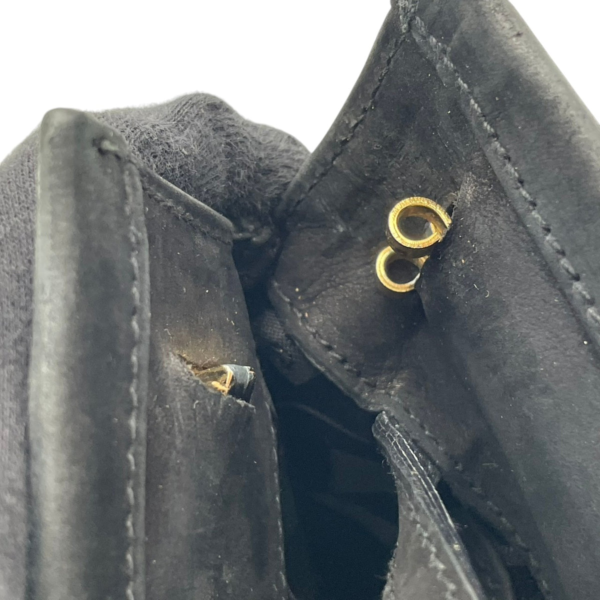 良品 Salvatore Ferragamo フェラガモ D210588 ヴァラ リボン ショルダーバッグ ブラック 黒 レザー ゴールド金具 肩掛け クラッチバッグ バネ口金 ロゴ レディース フォーマル 冠婚葬祭 パーティー S95