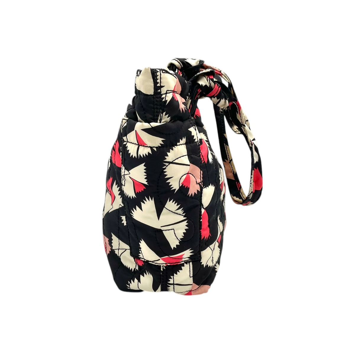 良品 MARC BY MARC JACOBS マークバイマークジェイコブス STANDARD SUPPLY WORKWEAR トートバッグ 黒 ナイロン キルティング リボン柄 総柄 ロゴプレート 肩掛け ハンドバッグ レディース ブラック ピンク S95