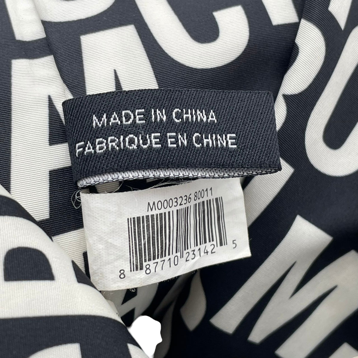 良品 MARC BY MARC JACOBS マークバイマークジェイコブス STANDARD SUPPLY WORKWEAR トートバッグ 黒 ナイロン キルティング リボン柄 総柄 ロゴプレート 肩掛け ハンドバッグ レディース ブラック ピンク S95