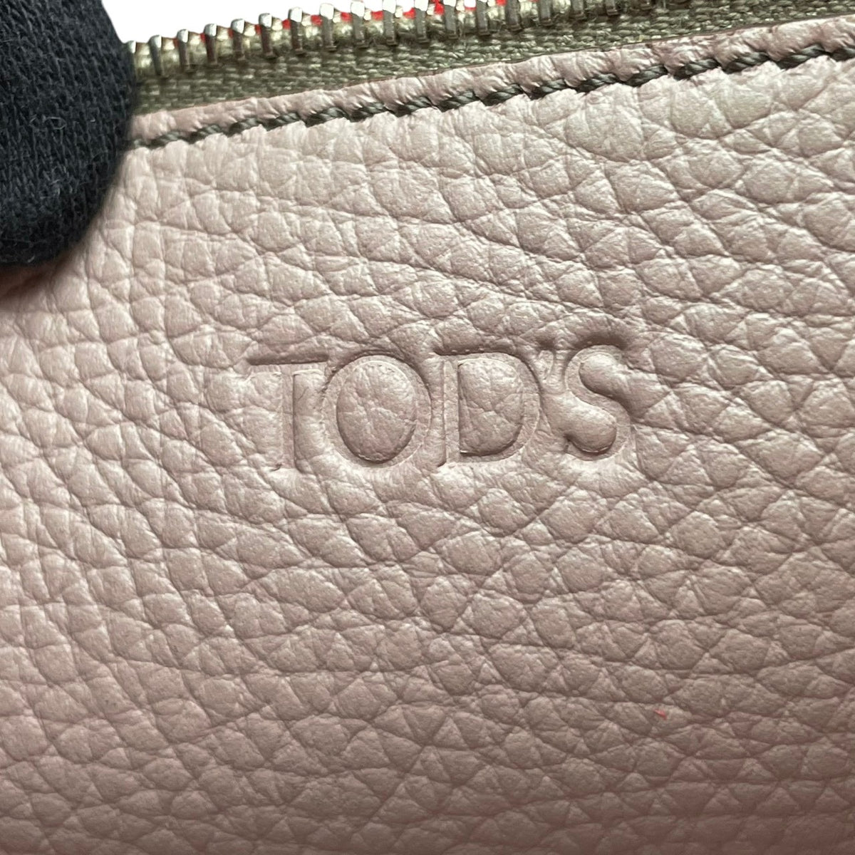 良品 TOD'S トッズ JOY ジョイ トートバッグ ピンクグレー レザー シボ革 ロゴ 型押し 肩掛け ハンドバッグ レディース 大容量 A4収納 通勤 ビジネス ショッピングバッグ シンプル 上品 デイリー S22