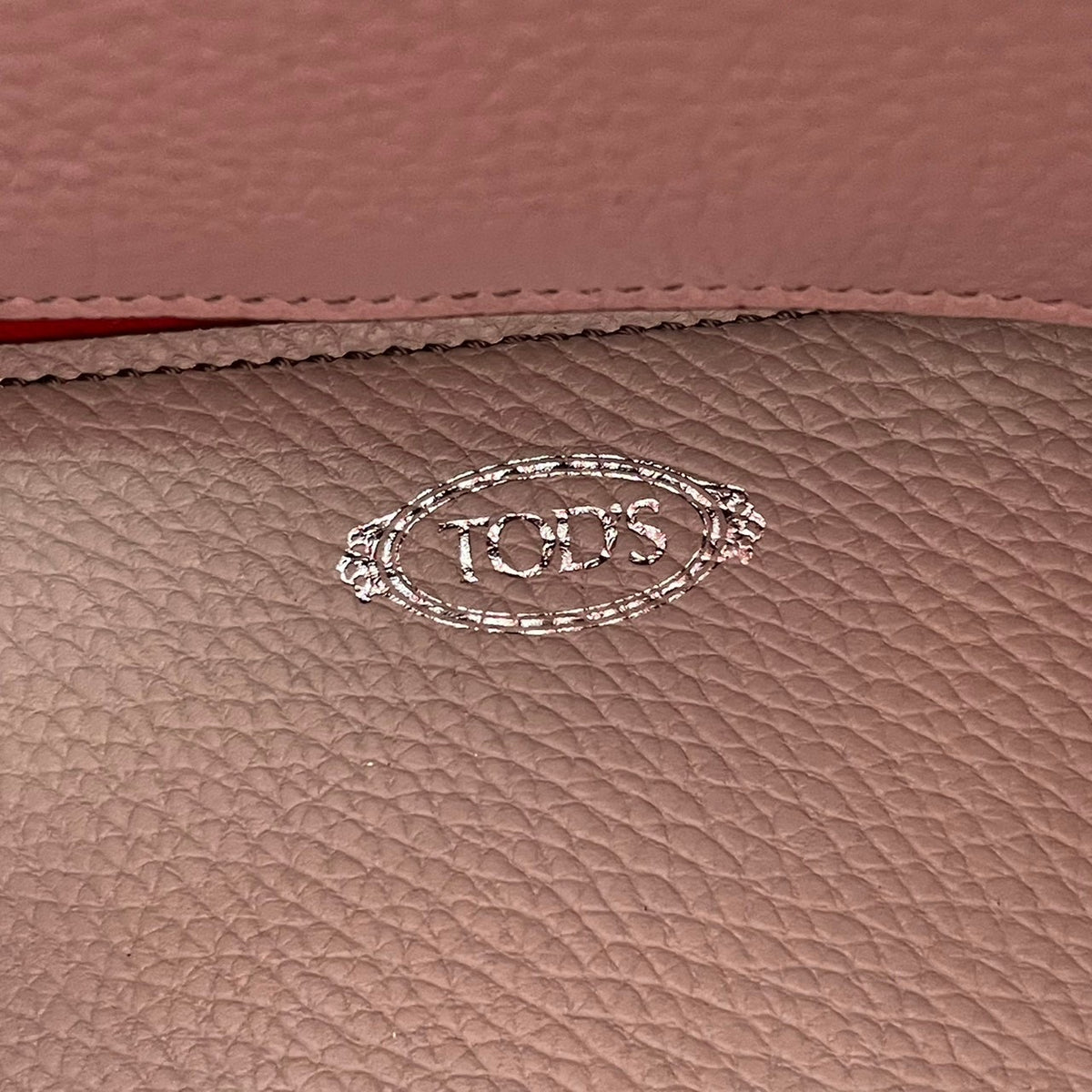 良品 TOD'S トッズ JOY ジョイ トートバッグ ピンクグレー レザー シボ革 ロゴ 型押し 肩掛け ハンドバッグ レディース 大容量 A4収納 通勤 ビジネス ショッピングバッグ シンプル 上品 デイリー S22