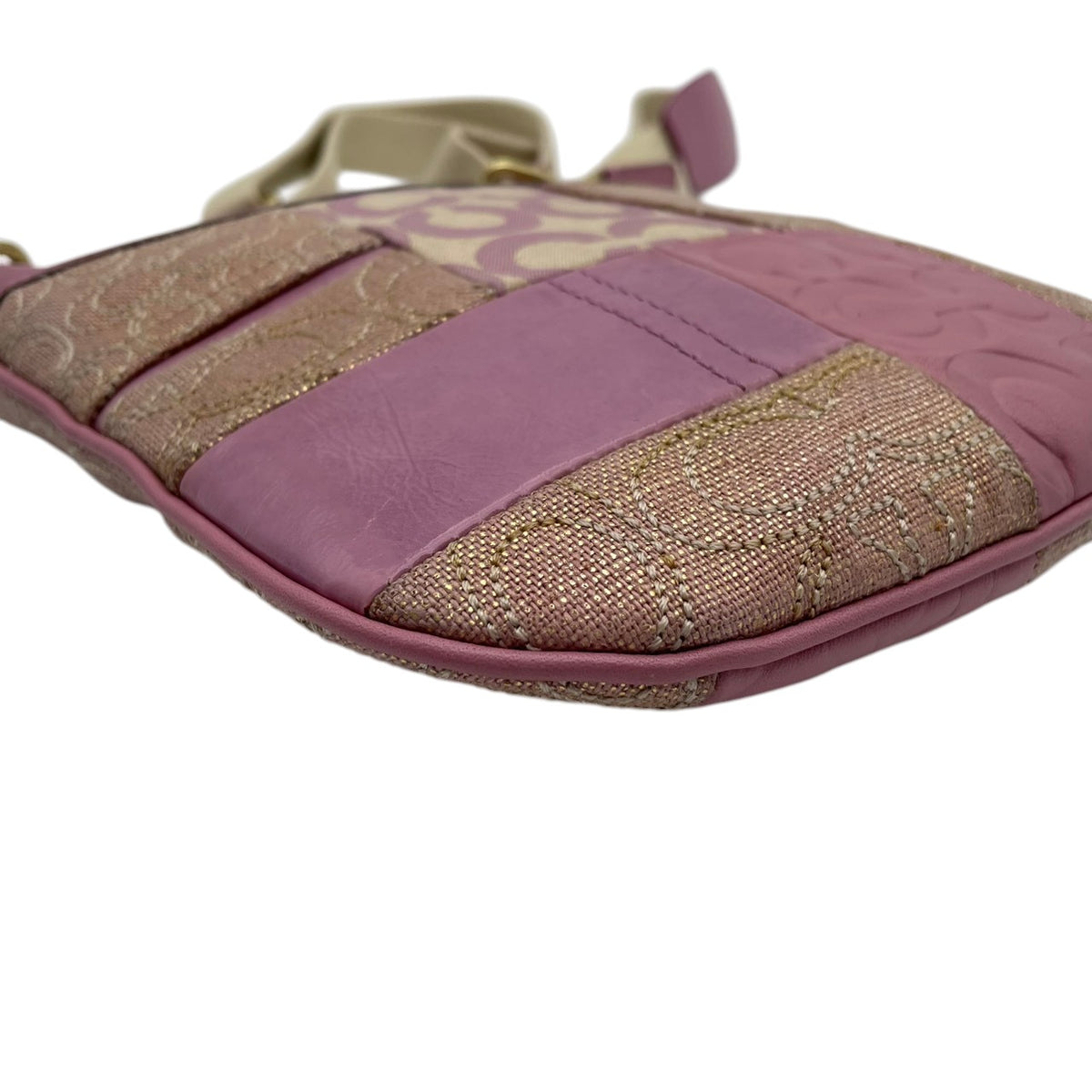 美品 COACH コーチ 42683 Ali アリ パッチワーク スイングパック ショルダーバッグ ピンク パープル シグネチャー キャンバス レザー ゴールド金具 斜め掛け クロスボディ レディース ロゴ 総柄 S22 ファスナー開閉