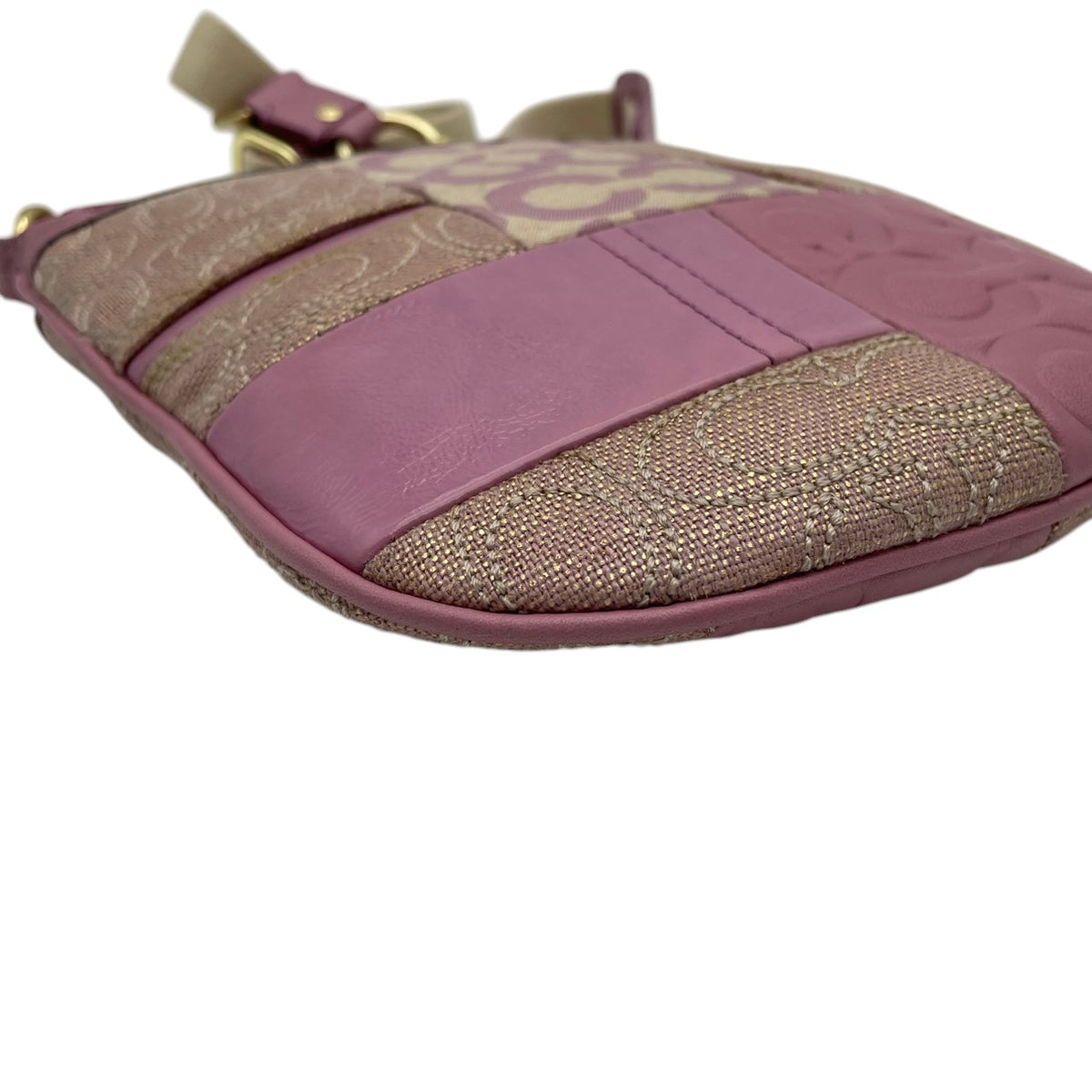 美品 COACH コーチ 42683 Ali アリ パッチワーク スイングパック ショルダーバッグ ピンク パープル シグネチャー キャンバス レザー ゴールド金具 斜め掛け クロスボディ レディース ロゴ 総柄 S22 ファスナー開閉