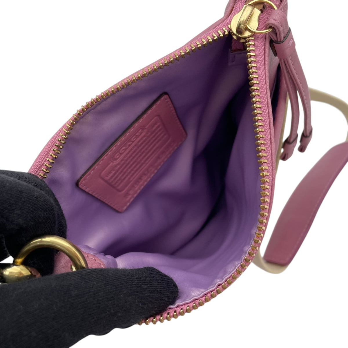 美品 COACH コーチ 42683 Ali アリ パッチワーク スイングパック ショルダーバッグ ピンク パープル シグネチャー キャンバス レザー ゴールド金具 斜め掛け クロスボディ レディース ロゴ 総柄 S22 ファスナー開閉
