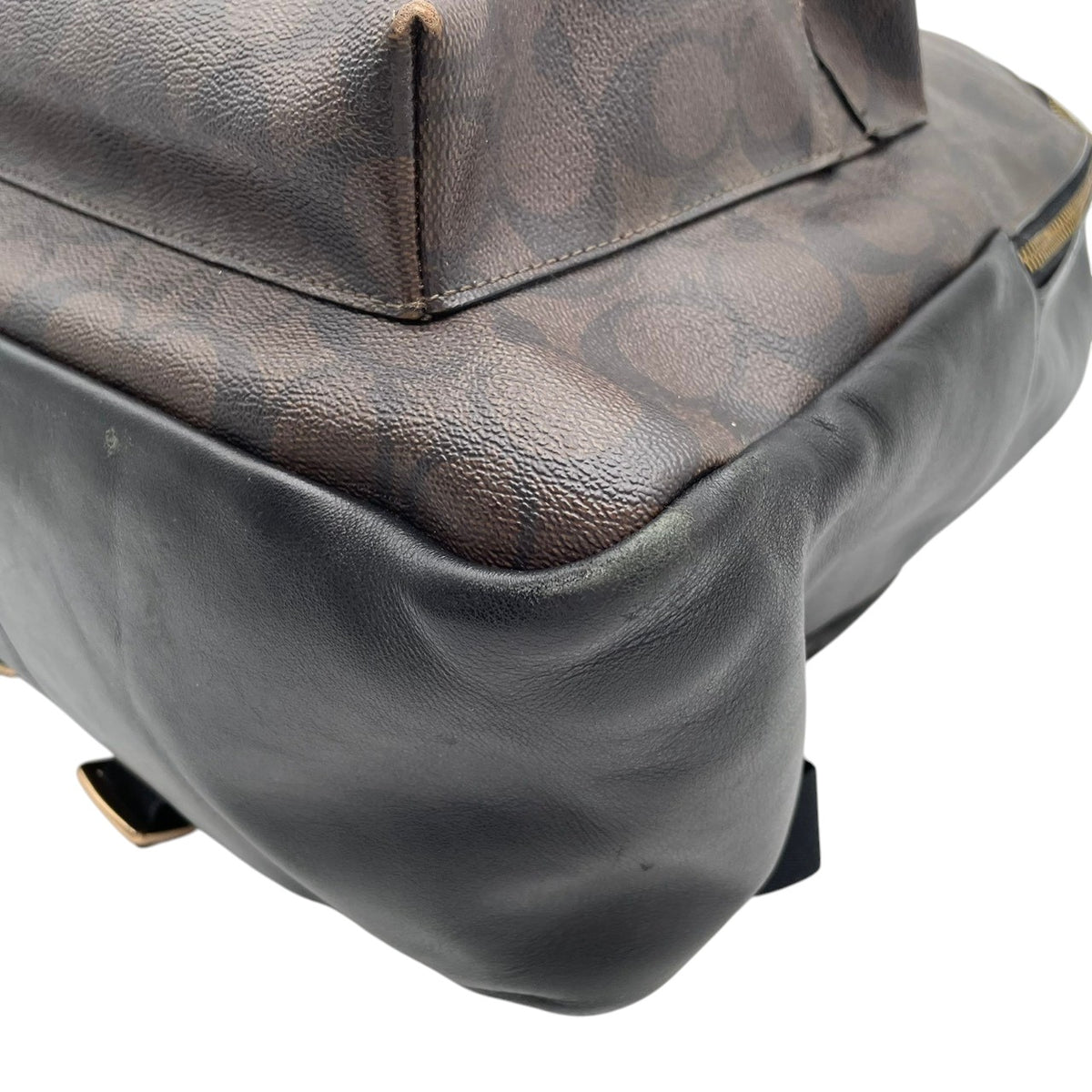 良品 COACH コーチ F58314 チャーリー バックパック シグネチャー リュック デイパック ブラウン ブラック PVC コーティングキャンバス レザー ゴールド金具 ロゴ 総柄 ファスナー レディース 通勤 通学 S22