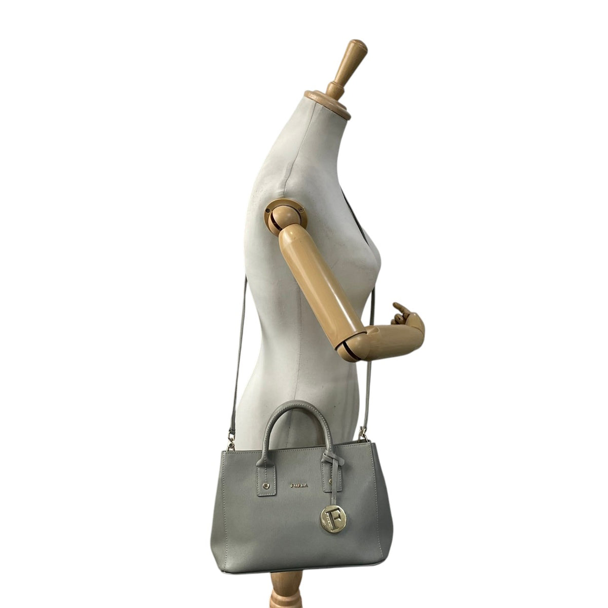美品 FURLA フルラ LINDA リンダ 2way ハンドバッグ ショルダーバッグ グリーングレー レザー ゴールド金具 ロゴチャーム ミニトート 斜め掛け クロスボディ サイドスナップ レディース S22