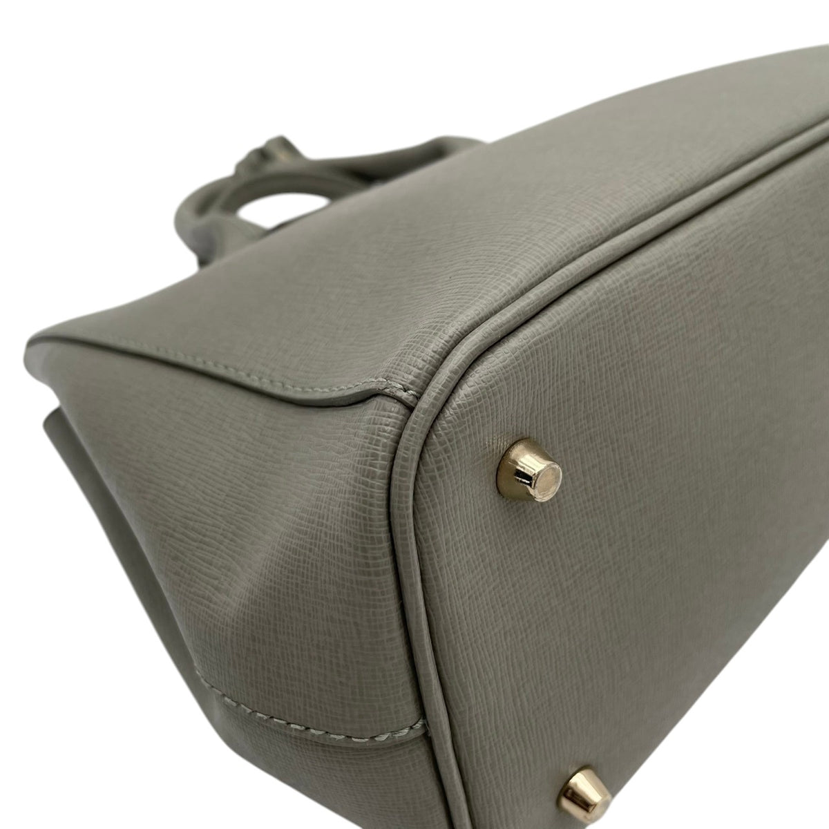 美品 FURLA フルラ LINDA リンダ 2way ハンドバッグ ショルダーバッグ グリーングレー レザー ゴールド金具 ロゴチャーム ミニトート 斜め掛け クロスボディ サイドスナップ レディース S22