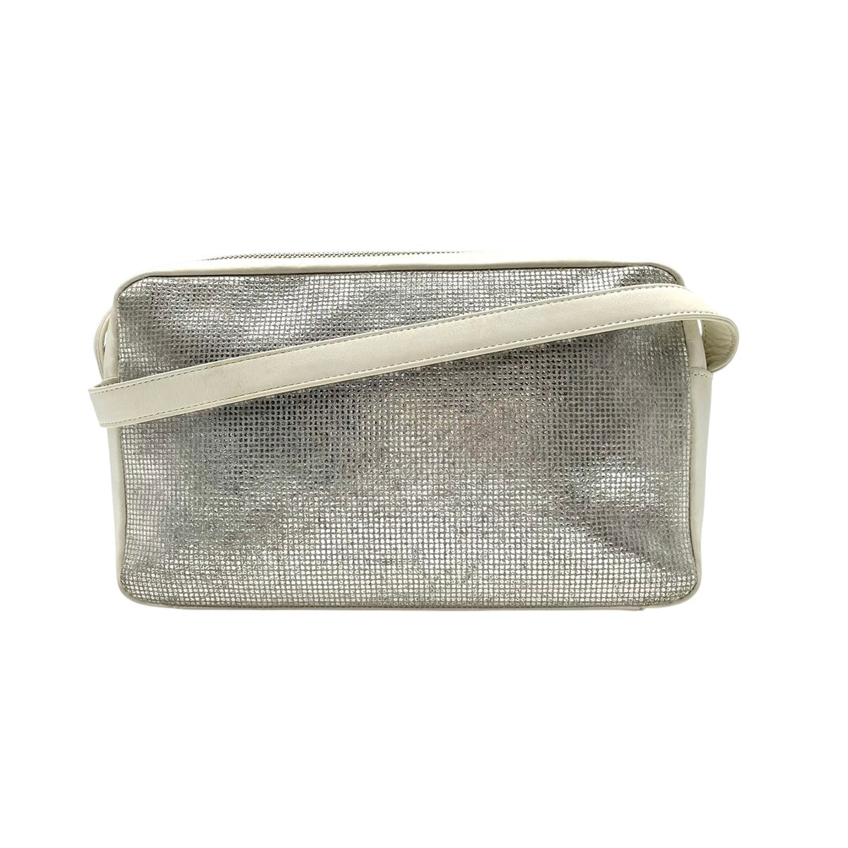 良品 agnes b. アニエスベー VOYAGE ボヤージュ ショルダーバッグ シルバー アイボリー スクエア レザー 合成素材 日本製 MADE IN JAPAN 斜め掛け クロスボディ 長さ調節可能 ファスナー レディース S22