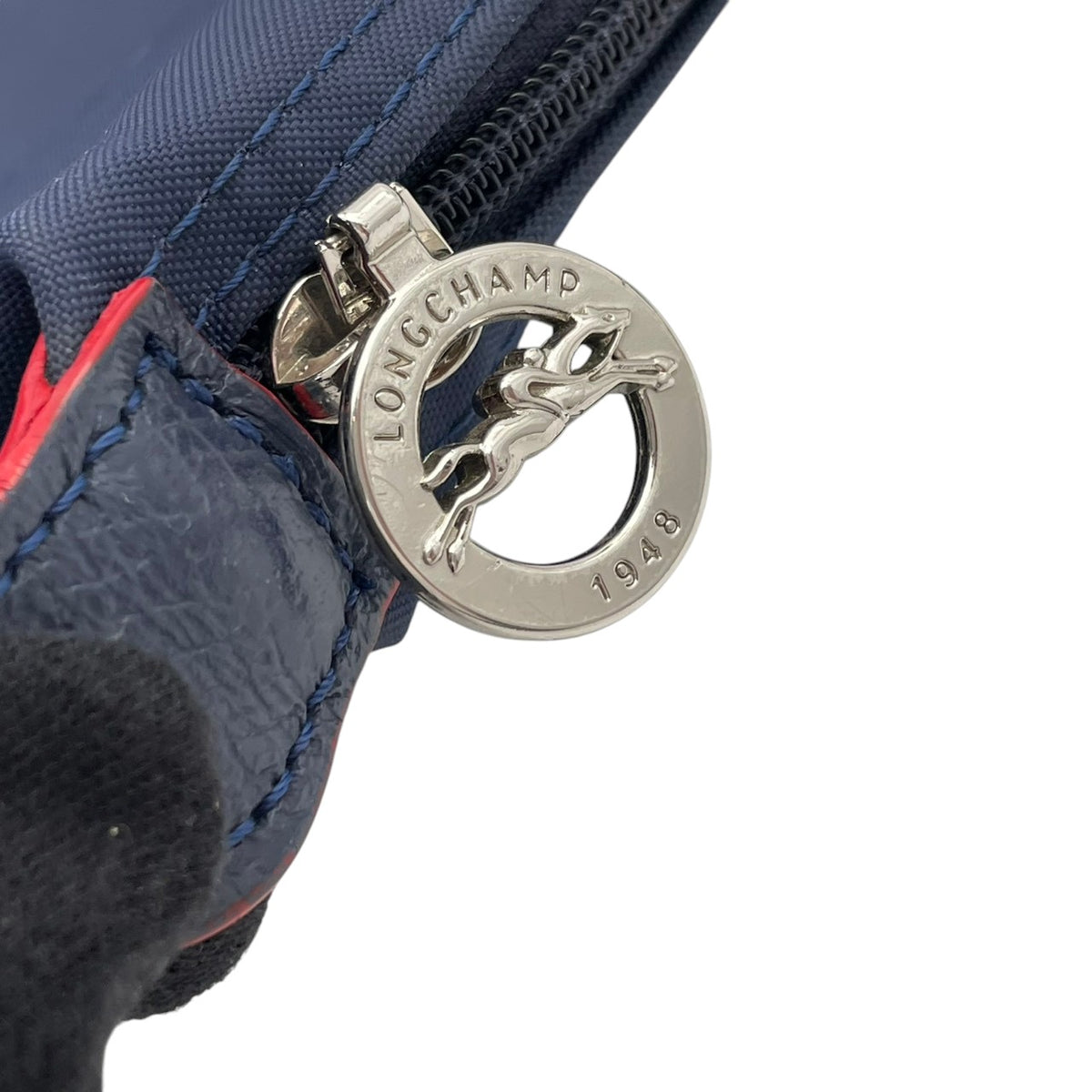 良品 LONGCHAMP ロンシャン LE PLIAGE CLUB ル プリアージュ クラブ トートバッグ ネイビー ナイロン レザー レッド ホース刺繍 ロゴ 肩掛け ロングハンドル ファスナー 折りたたみ レディース S10