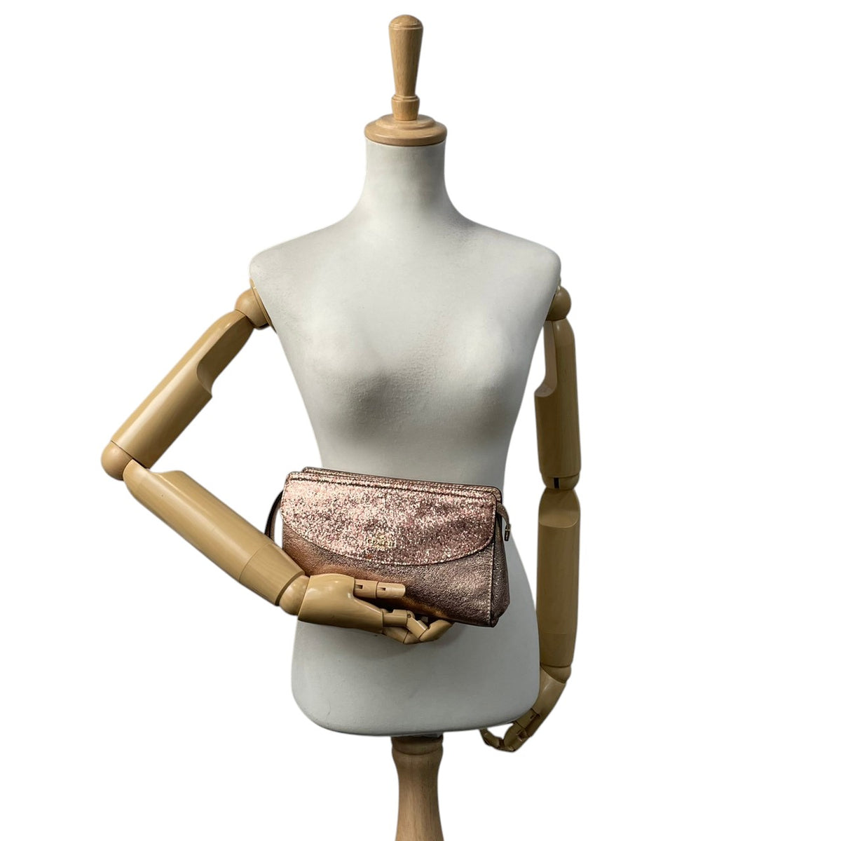 美品 COACH コーチ Flap Clutch フラップクラッチ クラッチバッグ ポーチ ピンクゴールド メタリック レザー グリッター ラメ ホース＆キャリッジ ロゴ ゴールド金具 リストレット ミニバッグ レディース S10
