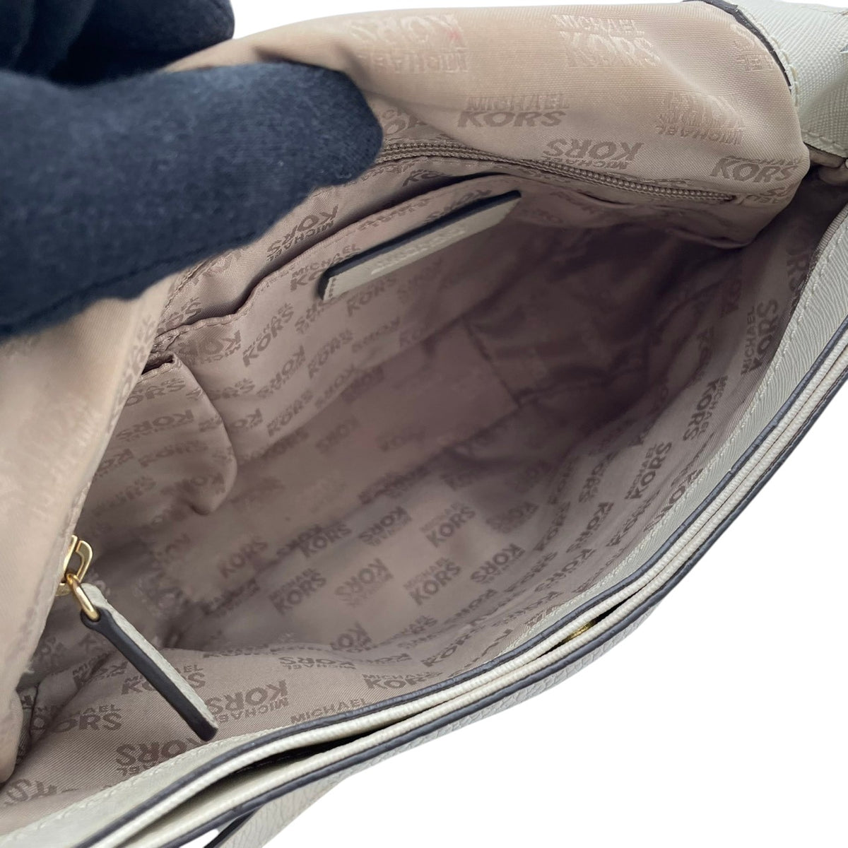 良品 MICHAEL KORS マイケルコース Bedford ベッドフォード 2way ショルダーバッグ アイボリー レザー ゴールド金具 チェーン ハンドバッグ 斜め掛け クロスボディ タッセルチャーム ロゴ フラップ レディース S60
