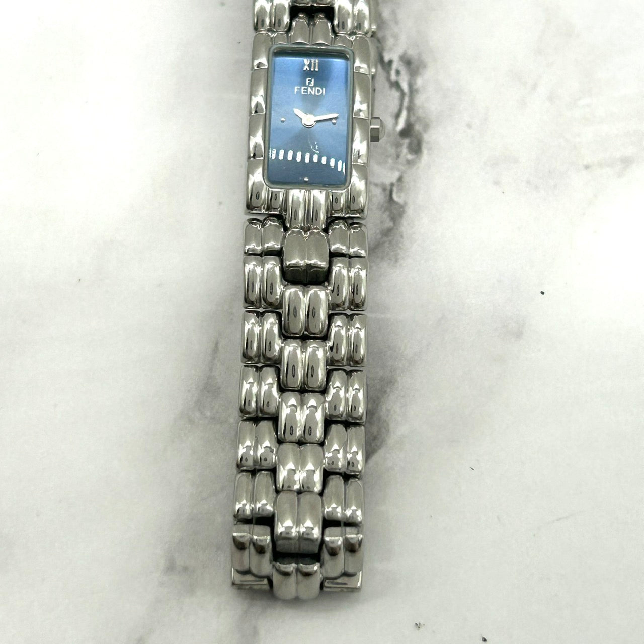 Authentic FENDI 660L Ladies Watch Quartz Navy Dial Rectangular SS Elegant VG