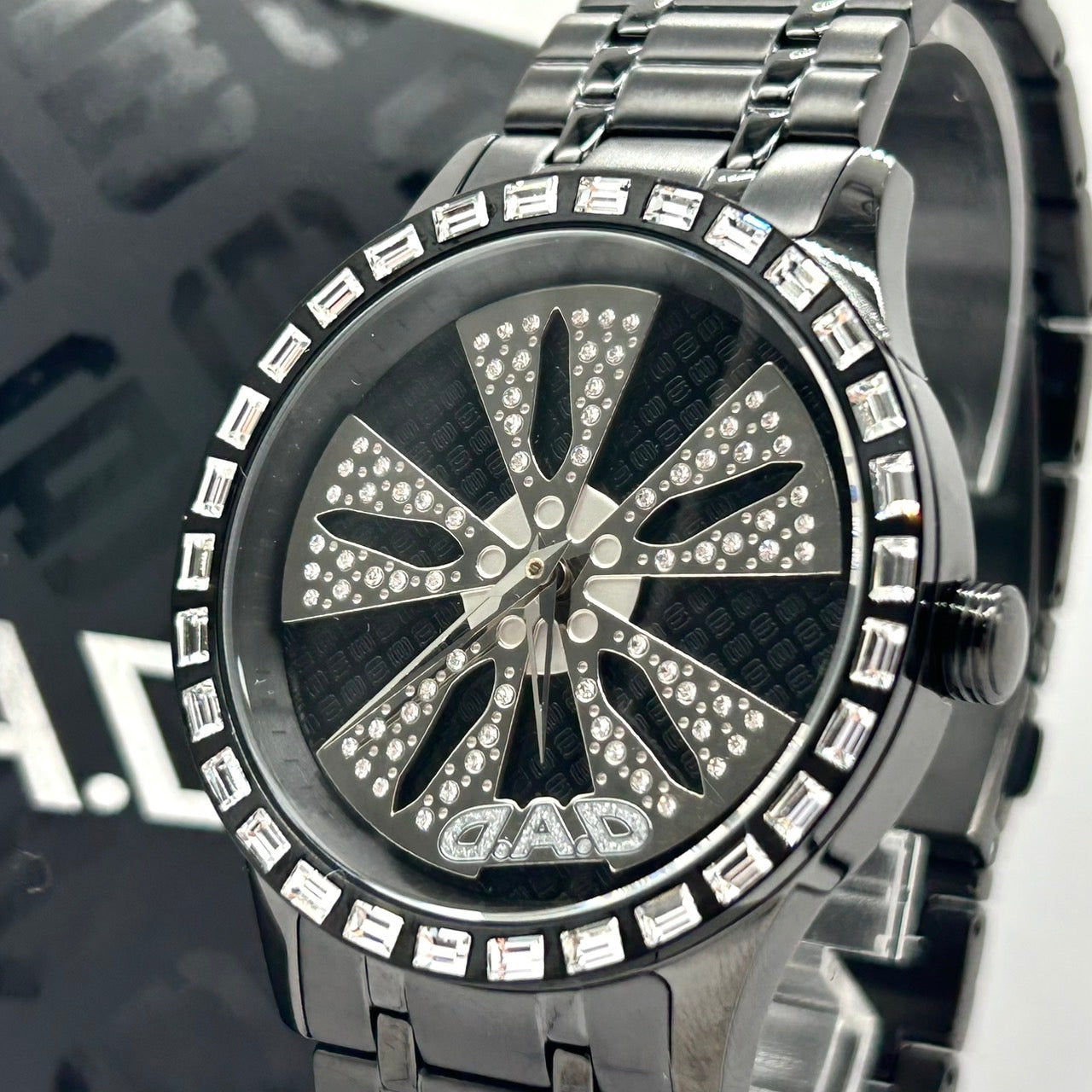 Authentic D.A.D DD2304 Men's Watch Quartz Wheel Design Crystal Black Luxury