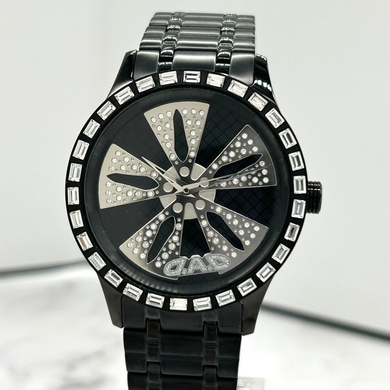 Authentic D.A.D DD2304 Men's Watch Quartz Wheel Design Crystal Black Luxury