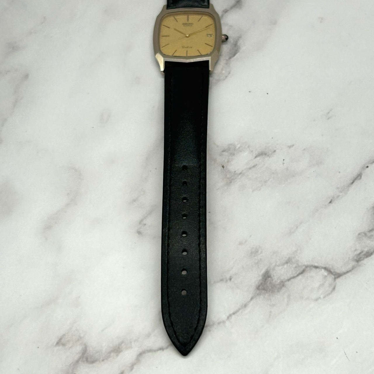 Authentic SEIKO Dolce 9522-5010 Mens Watch Gold Dial Silver Quartz Date Tonneau