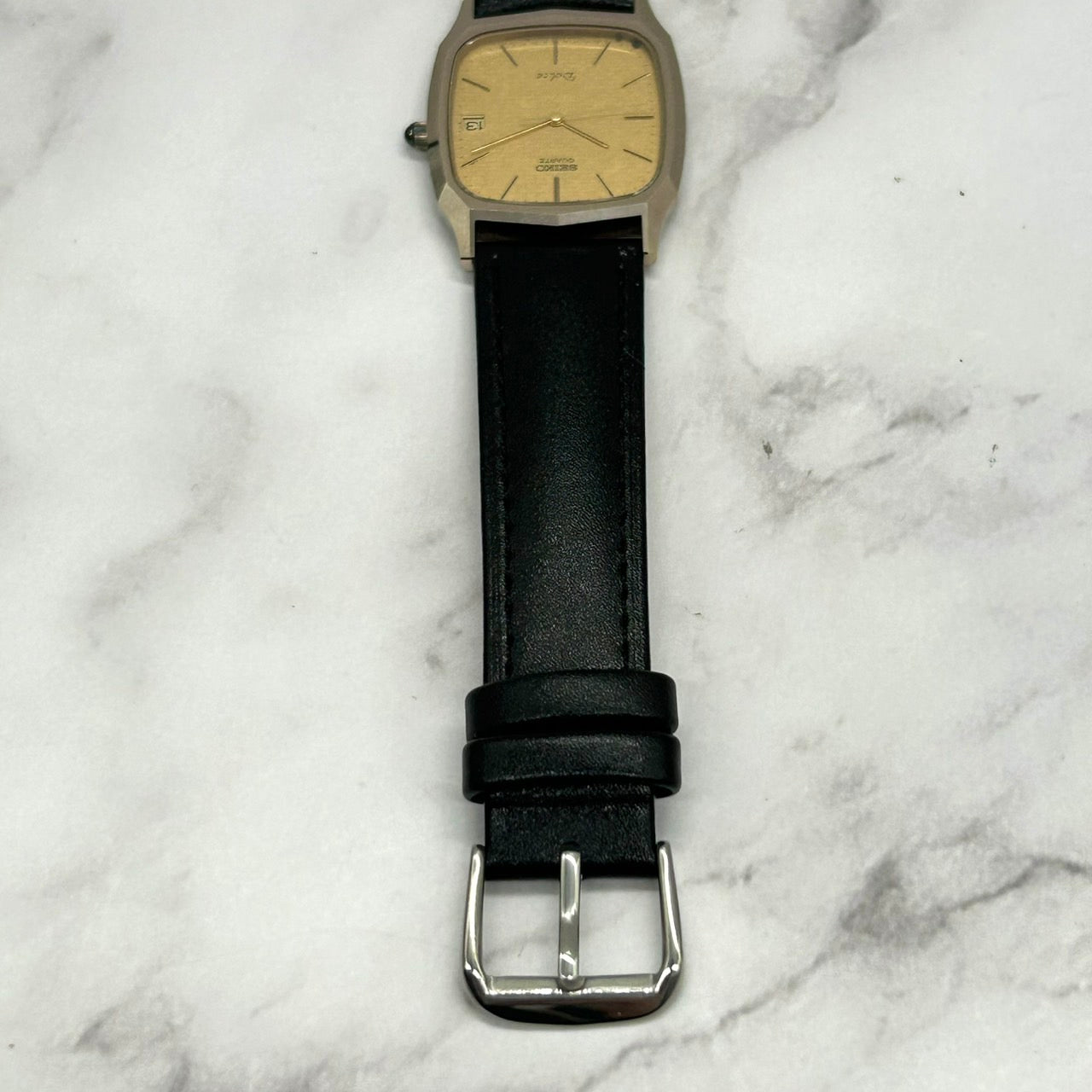 Authentic SEIKO Dolce 9522-5010 Mens Watch Gold Dial Silver Quartz Date Tonneau