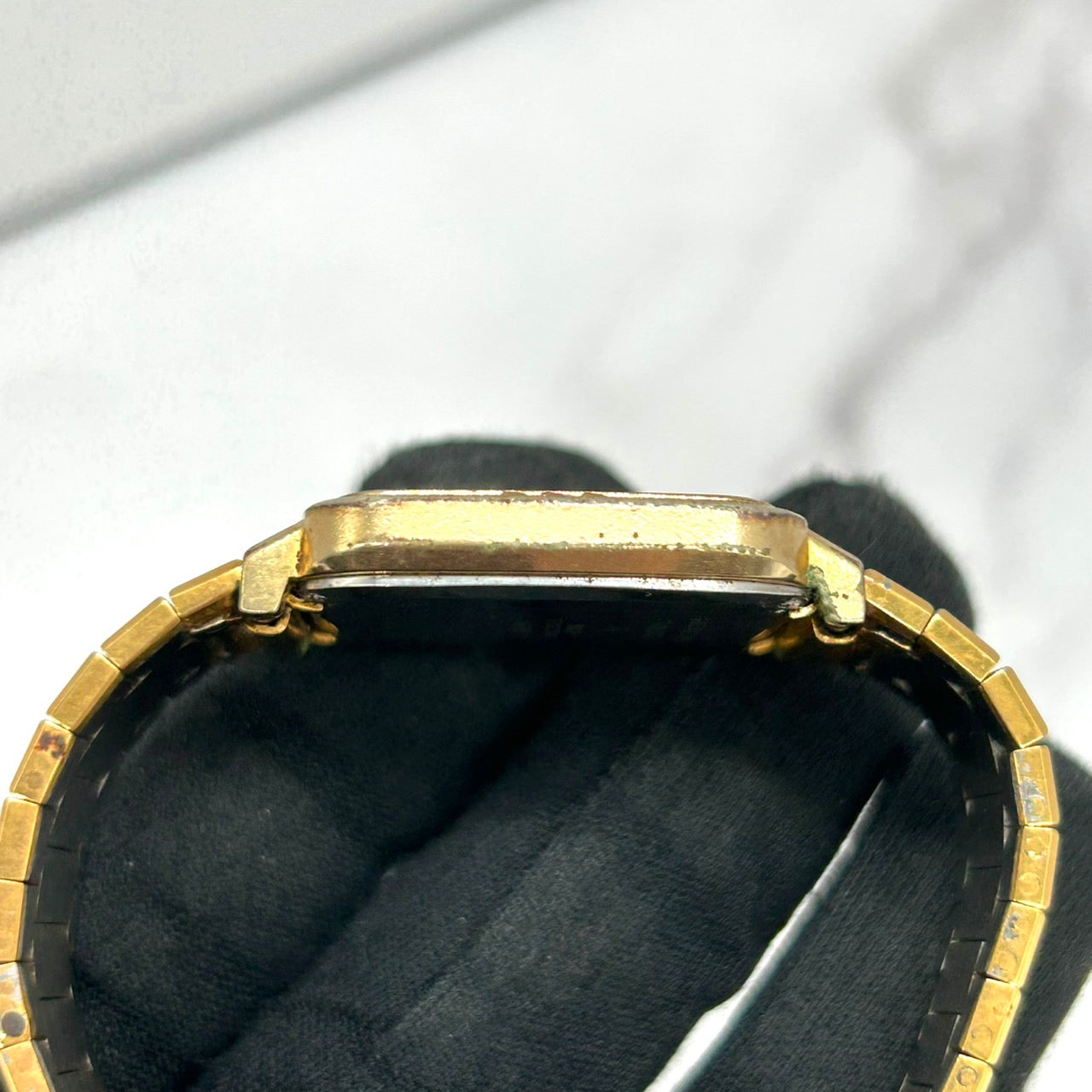 Authentic RADO 121.9029.2 Quartz Gold Dial Square Vintage Watch Unisex Classic