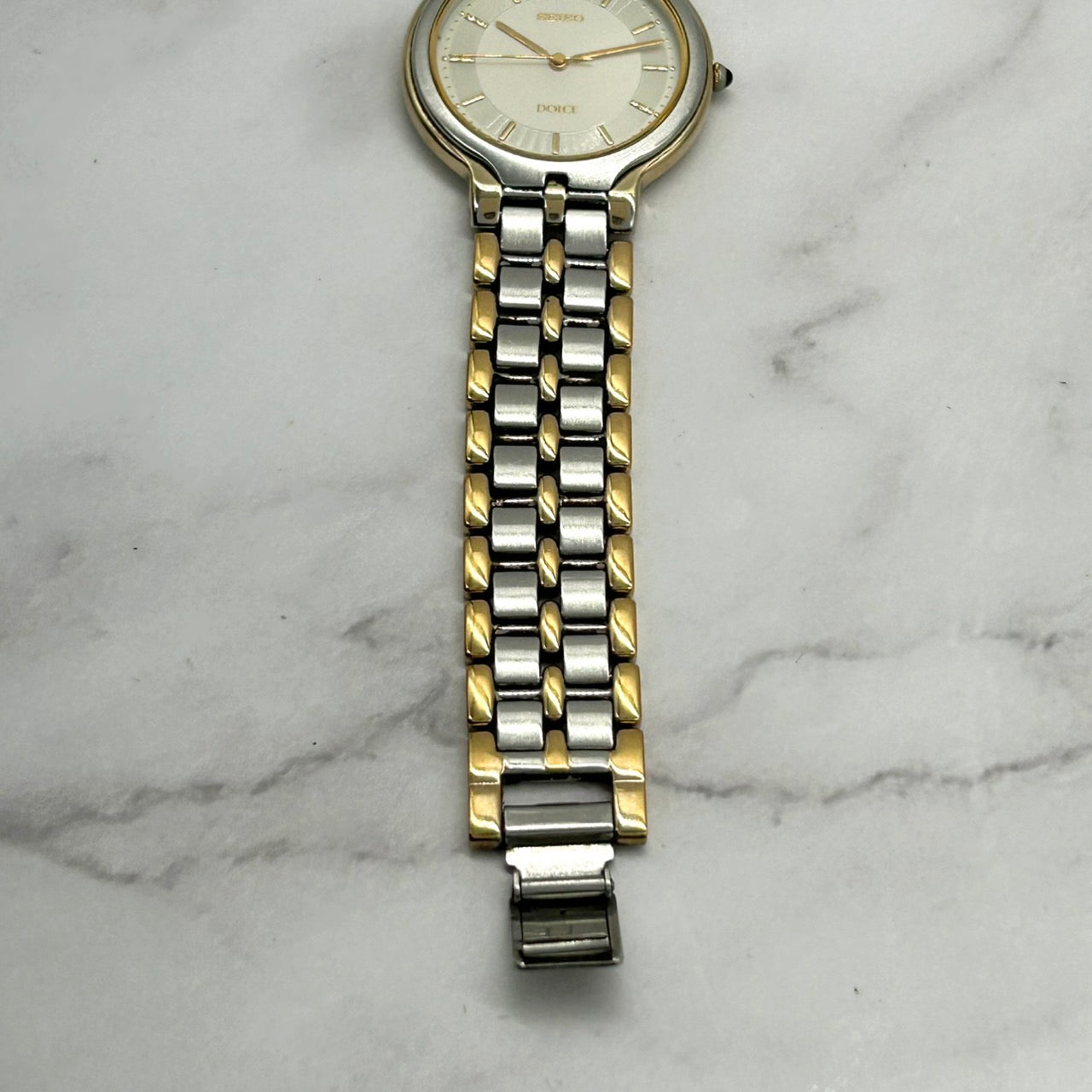 【美品/稼働品】seiko dolce セイコー ドルチェ 腕時計 8J41-6090 クオーツ 薄型 エレガント ドレスウォッチ コンビカラー メンズ レディース ユニセックス アナログ ホワイト文字盤 ゴールド シルバー クリーニング済 SEIKO DOLCE i2