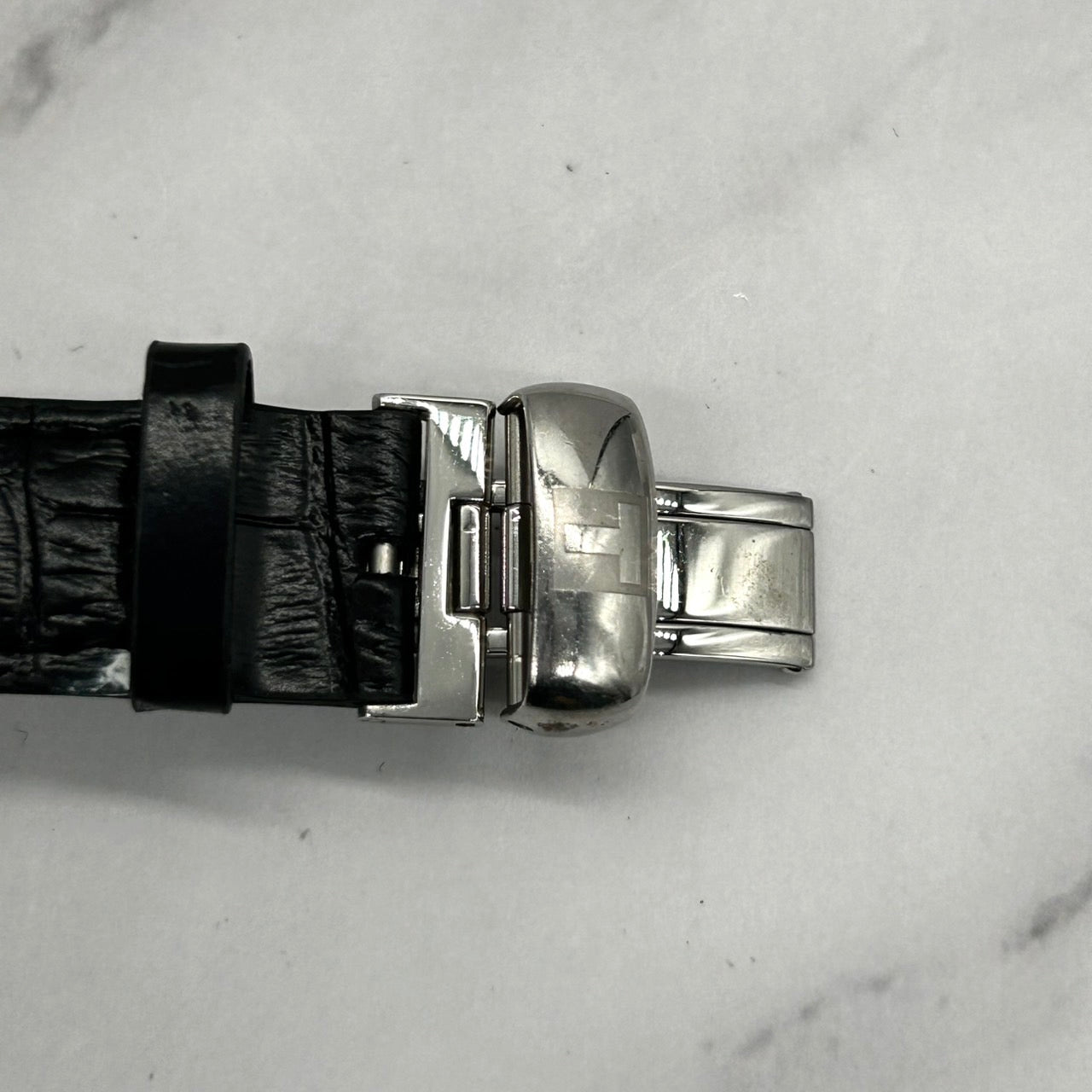 Authentic Tissot Couturier T035210A Unisex Watch Quartz Date Black Dial Leather