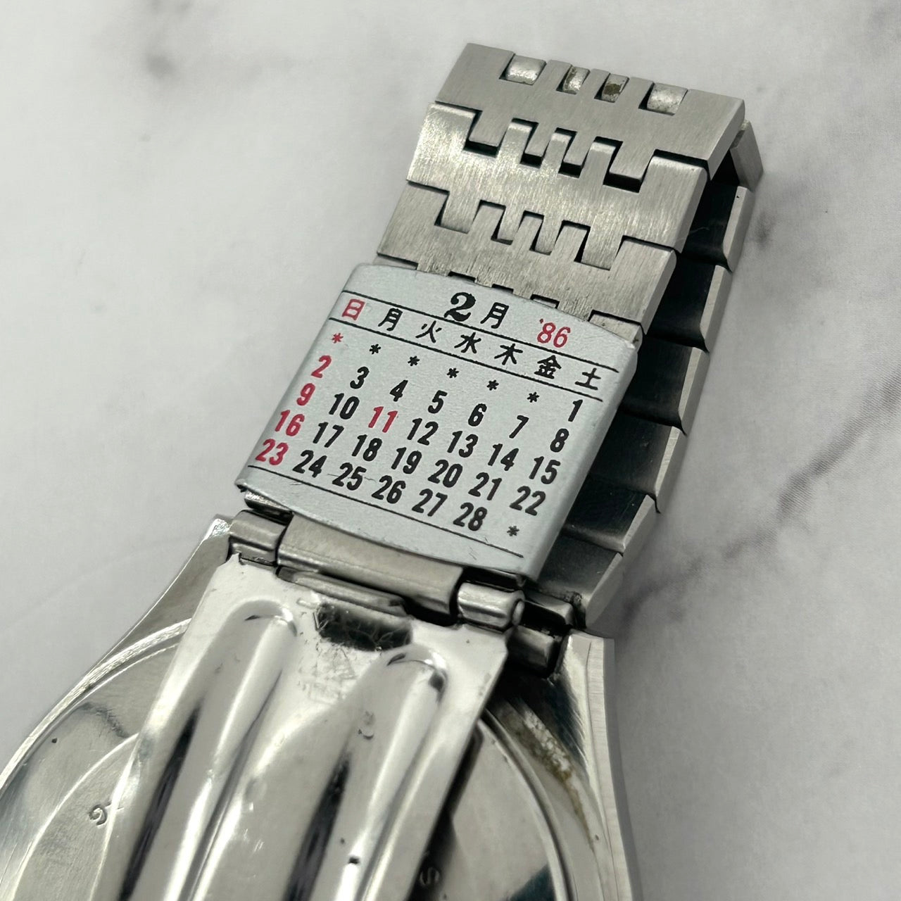 Authentic SEIKO QUARTZ QZ 0922-8010 Vintage Men's Watch Date Silver Dial Analog