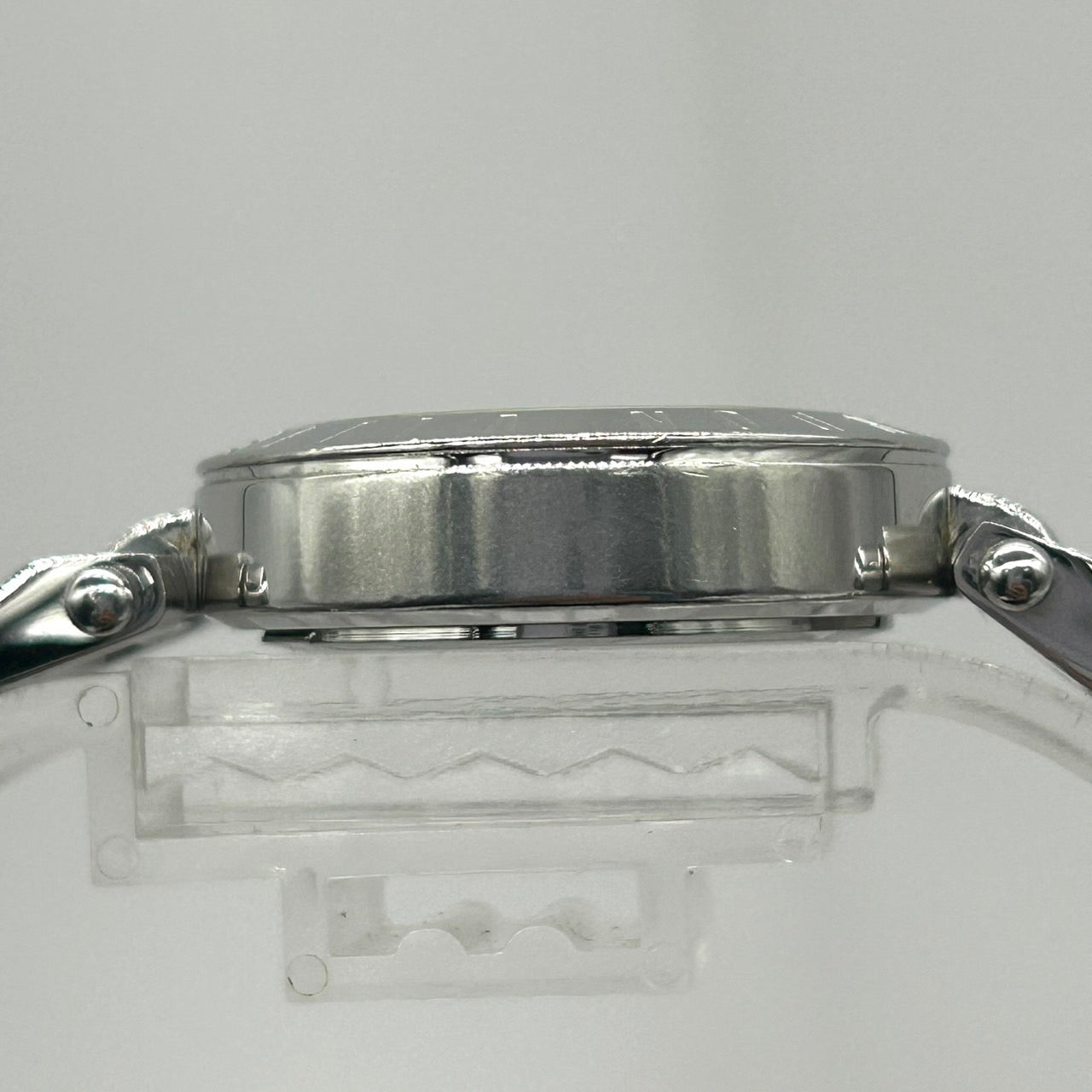 Authentic Vivienne Westwood VV092SL Orb Logo White Dial Unisex Quartz Watch w/Box