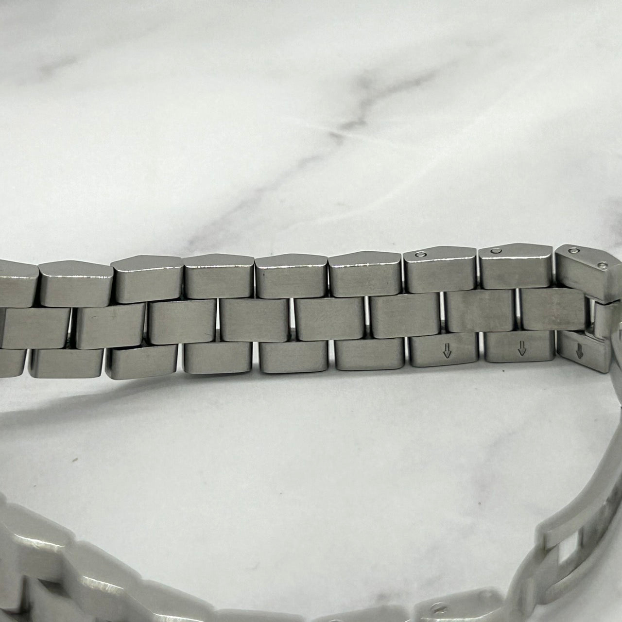 ヴィヴィアン・ウエストウッド Vivienne Westwood VV092SL ウエストボーン レディース腕時計 シルバーメタル 電池交換済 人気ブランド G7