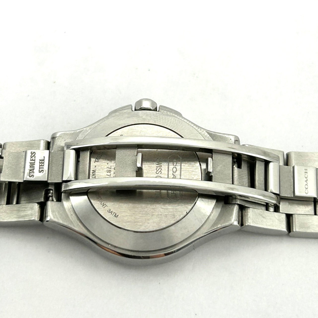【稼働品】COACH コーチ 0155 レディース 腕時計 ブラック文字盤 アナログ クオーツ ラウンド クラシック エレガント ドレスウォッチ シンプル ビジネス カジュアル シルバー ステンレススチール SWISS QUARTZ クリーニング済み i10