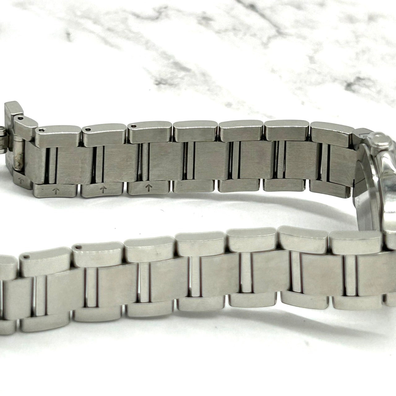 【稼働品】COACH コーチ 0155 レディース 腕時計 ブラック文字盤 アナログ クオーツ ラウンド クラシック エレガント ドレスウォッチ シンプル ビジネス カジュアル シルバー ステンレススチール SWISS QUARTZ クリーニング済み i10