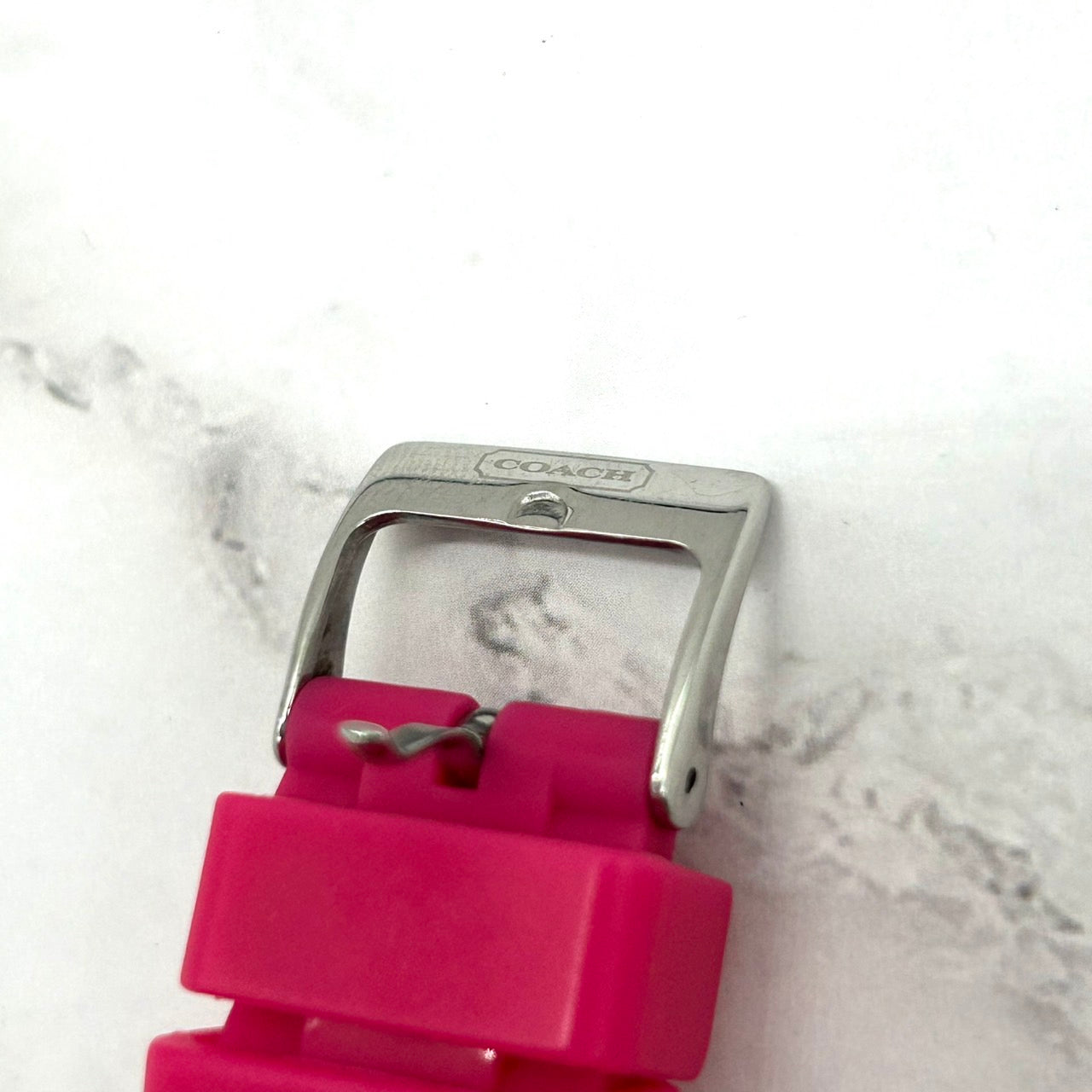 Authentic COACH CA.93.7.29.0627S Stone Bezel Pink Ladies Watch Quartz Signature