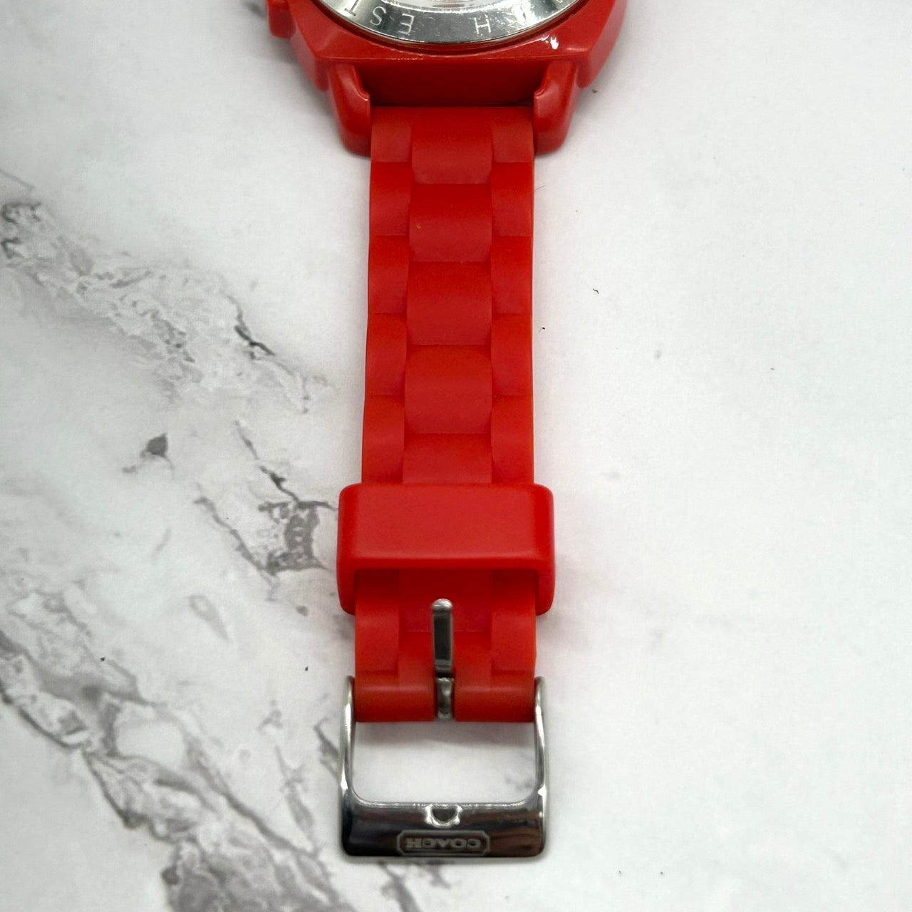 Authentic COACH CA.93.7.29.0573 Red Signature Ladies Watch Quartz White Dial