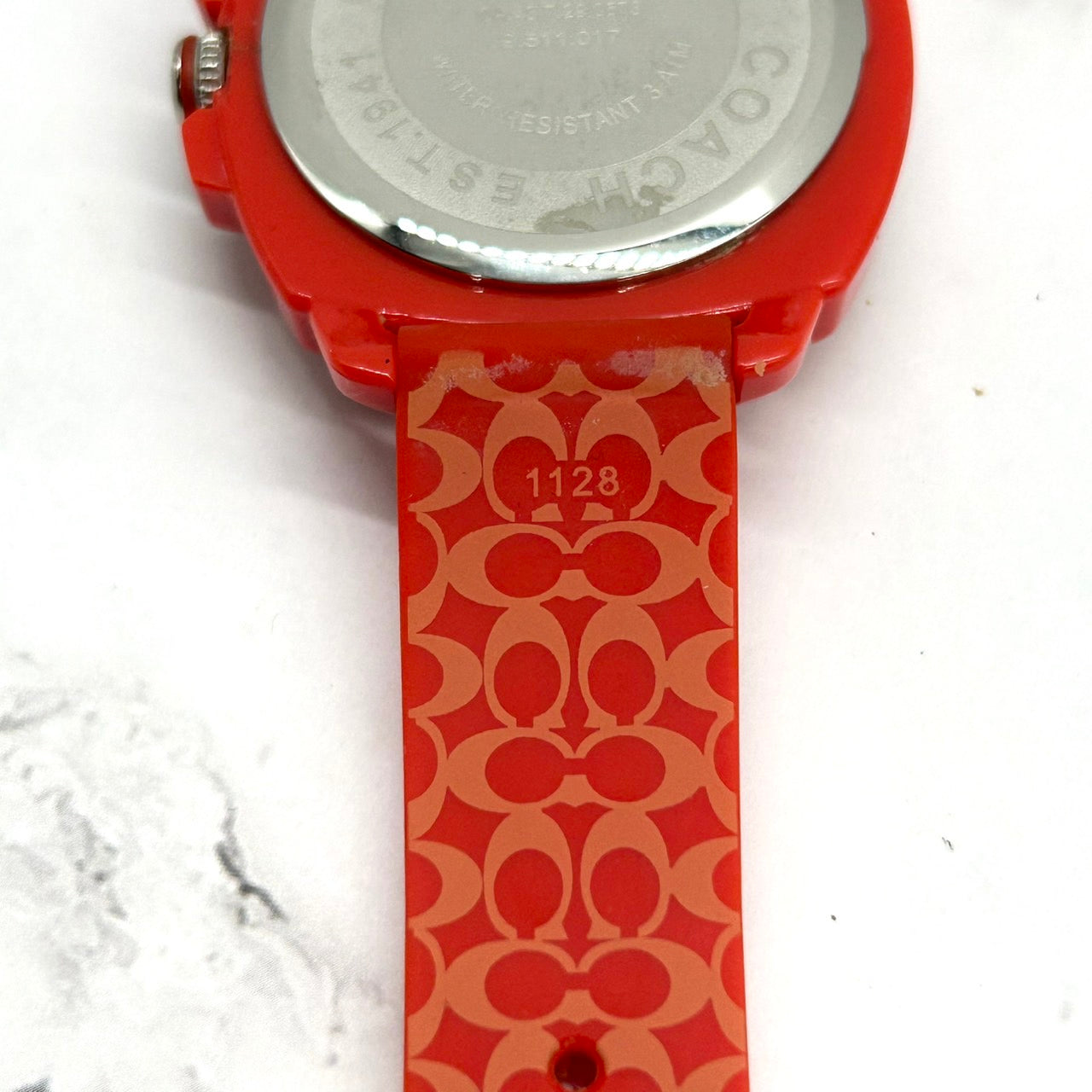 Authentic COACH CA.93.7.29.0573 Red Signature Ladies Watch Quartz White Dial