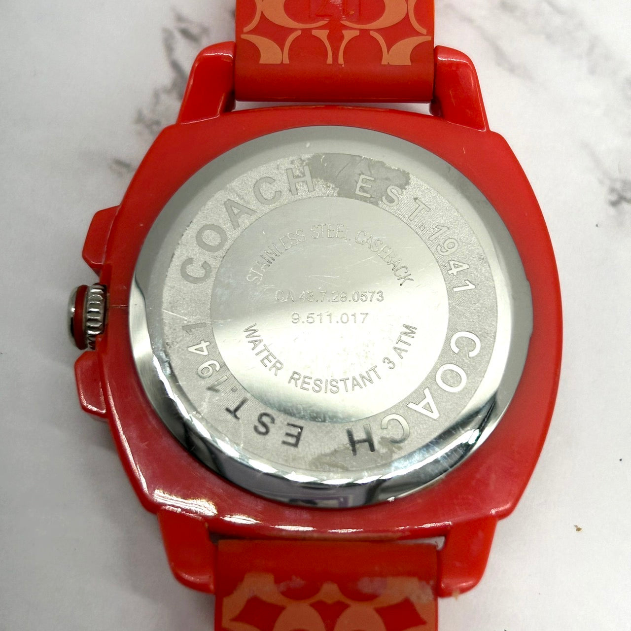 Authentic COACH CA.93.7.29.0573 Red Signature Ladies Watch Quartz White Dial