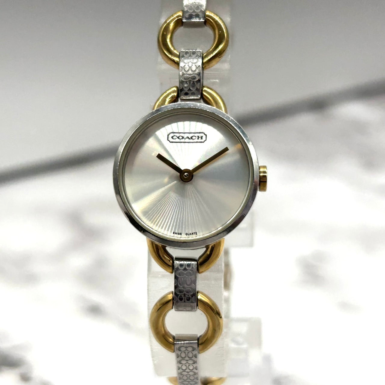 Authentic COACH CA.01.7.20.0321 Swiss Quartz Ladies Bracelet Watch Silver Gold