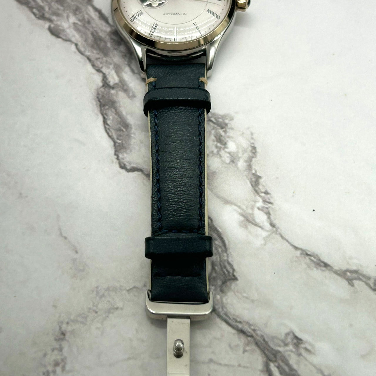 【未使用級／稼働品】オリエントスター クラシック 腕時計 レディース 自動巻き オープンハート セミスケルトン 裏スケ 55C2-UAD0 レザーベルト アナログ エレガント ドレスウォッチ コンビカラー シルバー ゴールド クリーニング済み G7