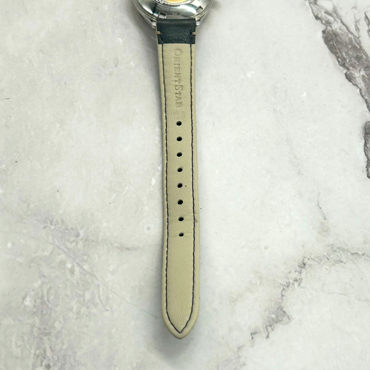 【未使用級／稼働品】オリエントスター クラシック 腕時計 レディース 自動巻き オープンハート セミスケルトン 裏スケ 55C2-UAD0 レザーベルト アナログ エレガント ドレスウォッチ コンビカラー シルバー ゴールド クリーニング済み G7