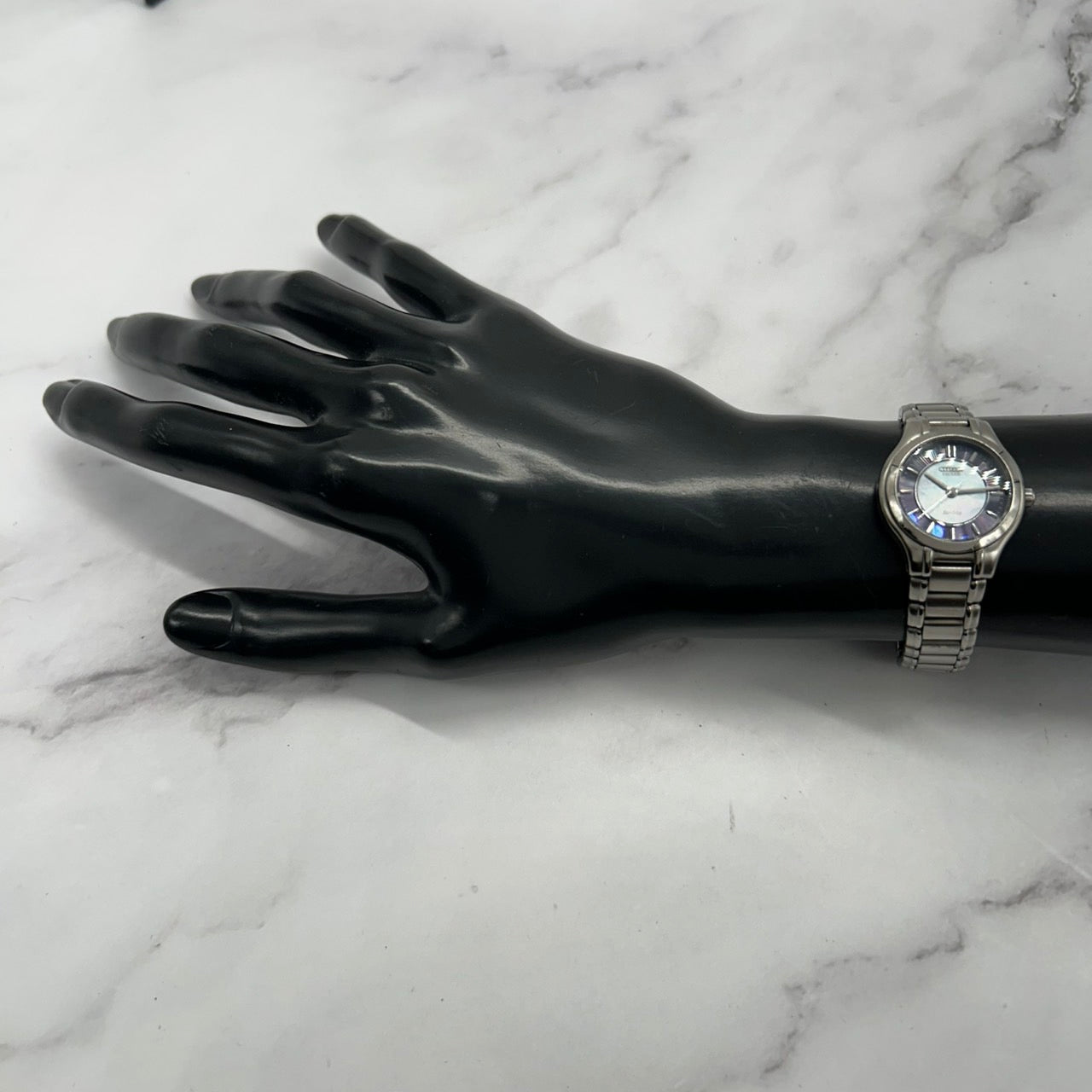 Authentic Citizen EXCEED Eco-Drive A980 Solar Titanium Blue Dial Ladies Watch