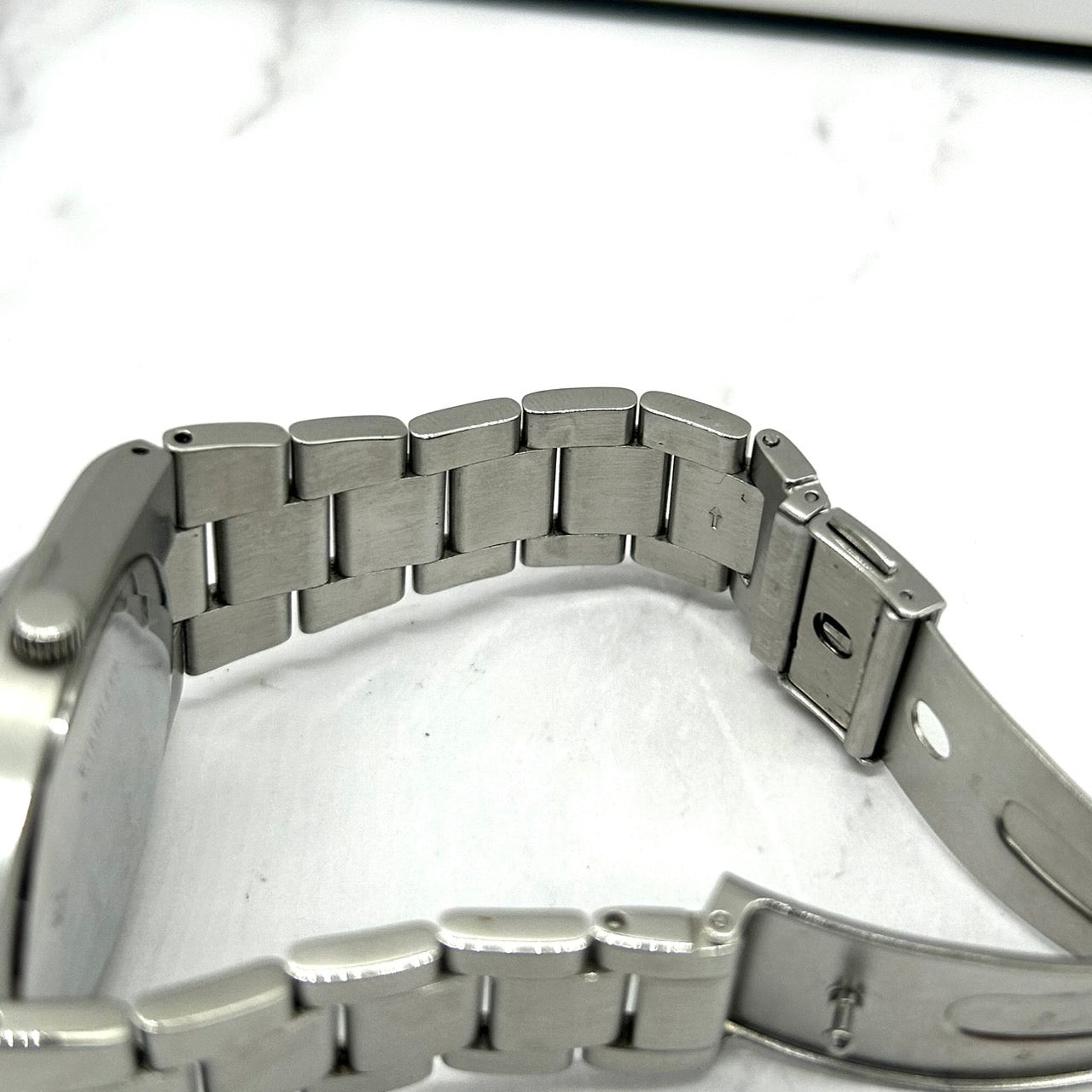 Authentic Admiral ADM 400 Mens Watch Quartz Day Date Silver Ivory Dial 3 Stars