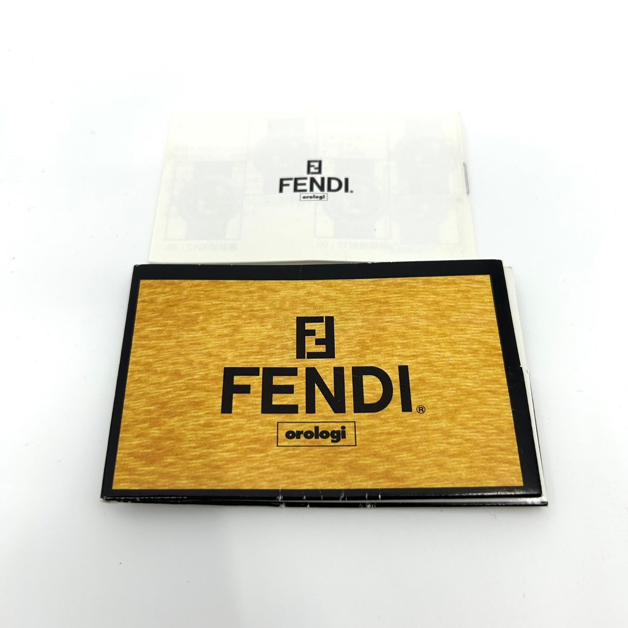 【稼働品】フェンディ FENDI 腕時計 Orologi レディース メンズ ユニセックス アナログ クオーツ シルバー文字盤 ローマ数字 デイト表示 レザーベルト ブラック クラシック エレガント ドレスウォッチ ビジネス クリーニング済み G