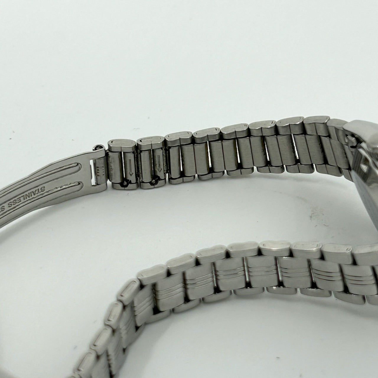 【稼働品】ORIENT オリエント 腕時計 レディース Crystal スリースター 自動巻き 21石 デイデイト アナログ グレー文字盤 シルバー ビンテージ クラシック レトロ エレガント アンティークウォッチ クリーニング済み G1