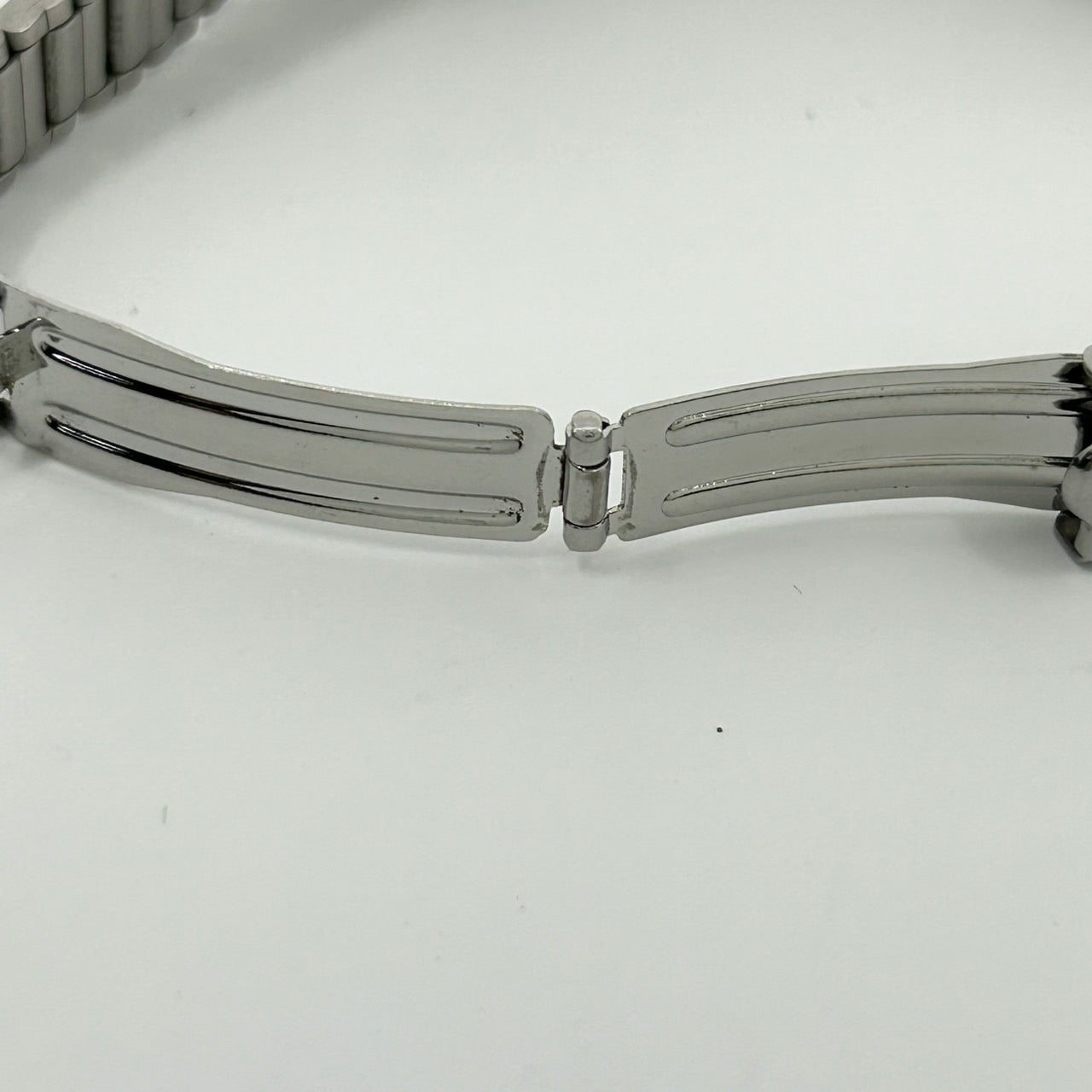 【稼働品】ORIENT オリエント 腕時計 レディース Crystal スリースター 自動巻き 21石 デイデイト アナログ グレー文字盤 シルバー ビンテージ クラシック レトロ エレガント アンティークウォッチ クリーニング済み G1