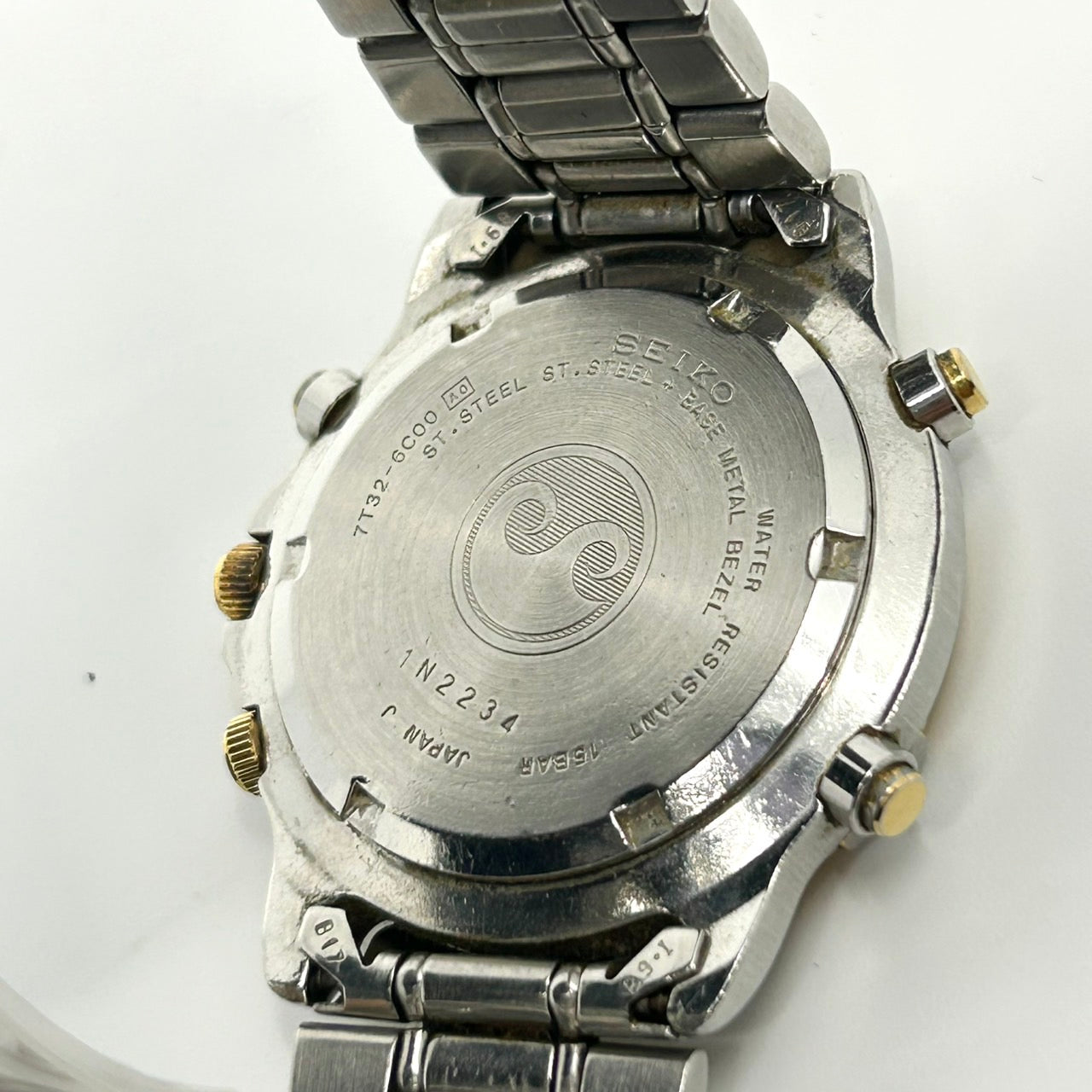 【電池交換済／クリーニング済】セイコー SEIKO SPORTS 150 7T32-6C00 メンズ 腕時計 クオーツ クロノグラフ ホワイト文字盤 ビンテージ ゴールドコンビ デイト アナログ クラシック エレガント 150M防水 クリーニング済み G1