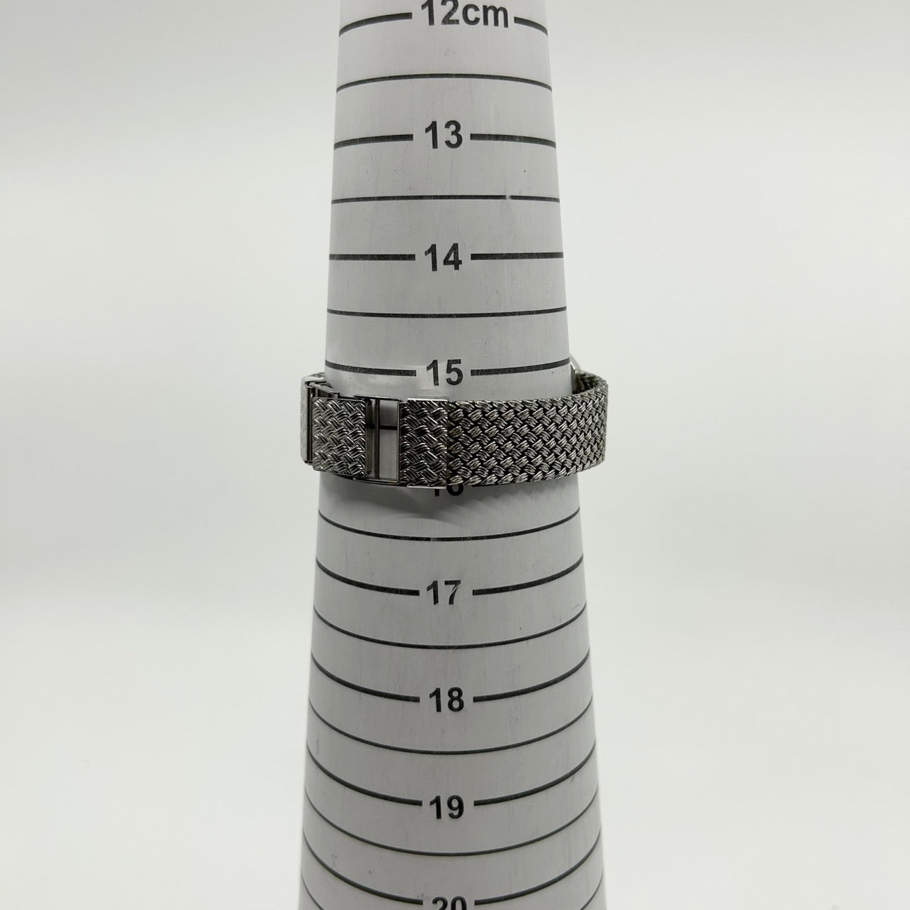 Authentic RADO Elegance Quartz Watch 128.9010.2 Silver Dress Vintage Swiss