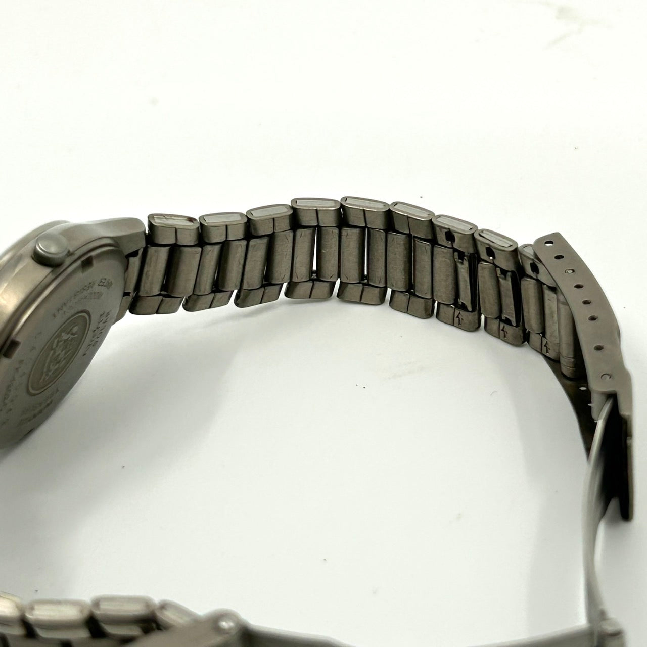 Authentic ELGIN USA Titanium Solar Drive Diamond Day-Date FK-1202-C Watch Gray