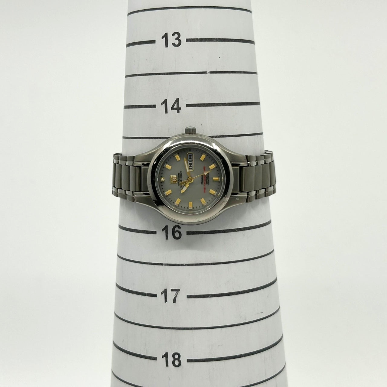 Authentic ELGIN USA Titanium Solar Drive Diamond Day-Date FK-1202-C Watch Gray