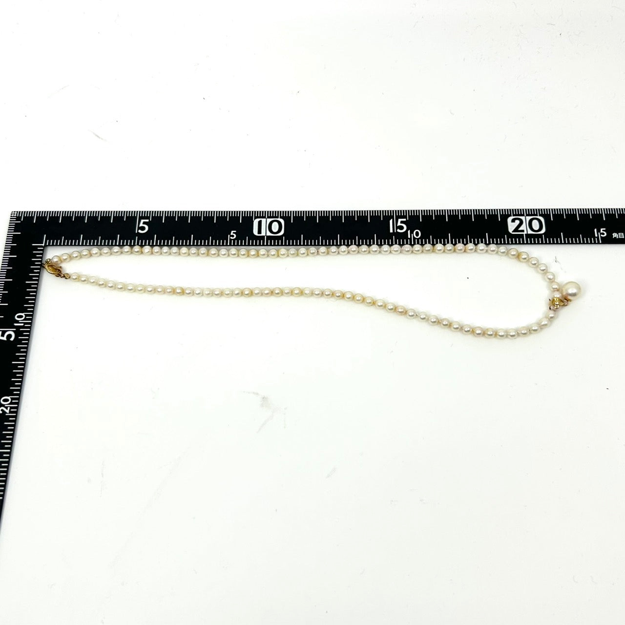 美品 本真珠 パール ネックレス あこや真珠 日本 留め具K18 ゴールド留め具 養殖パール 白 ホワイト ペンダント 冠婚葬祭 首飾り 3.5mm-3.7mm トップ7.1mm 全長約45cm I4